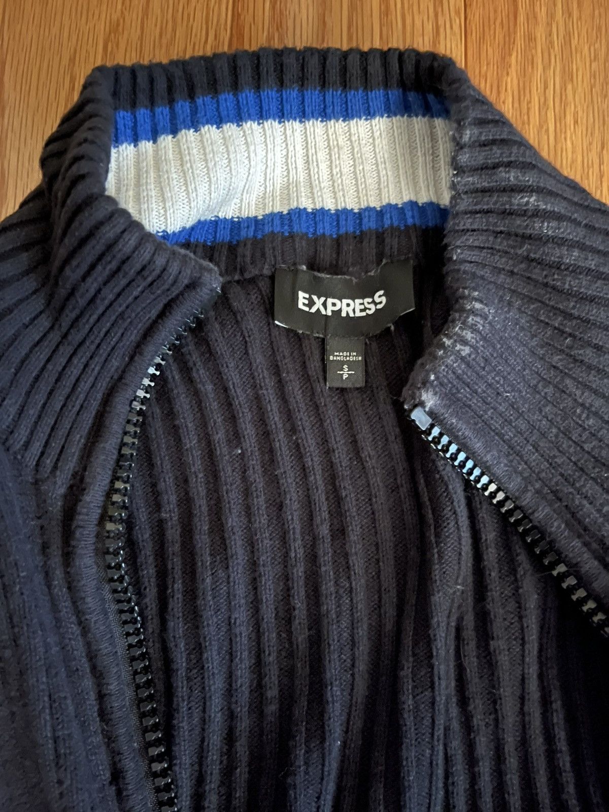 Other × Vintage Knitted vintage sweater Size US S / EU 44-46 / 1 - 4 Thumbnail