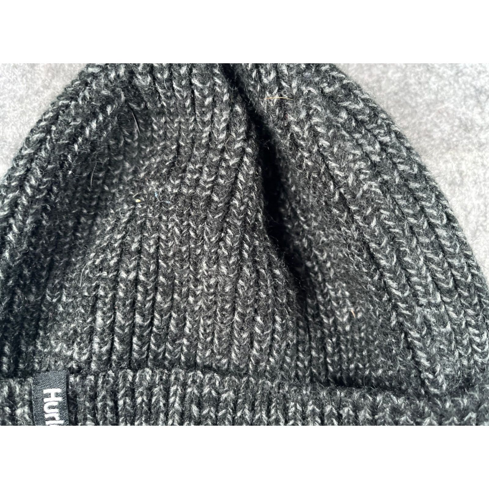 Hurley Hurley Beanie Hat Unisex Adults One Size Gray Knit 100% Acrylic Beanie Outdoor, Ski, Logo Mens Women Size ONE SIZE - 3 Thumbnail