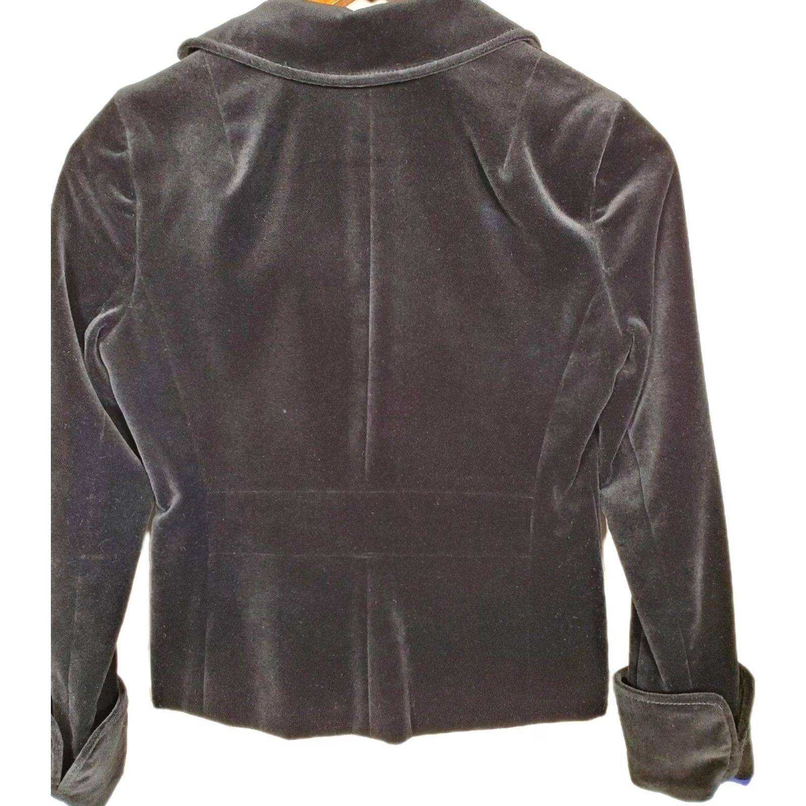 J.Crew J.CREW Black Velvet Cropped Blazer 100% Cotton Women's Petite 0P Blazer Jacket Shirt Style Womens 0P Black Velvet Cropped Blazer Size XS / US 0-2 / IT 36-38 - 2 Thumbnail