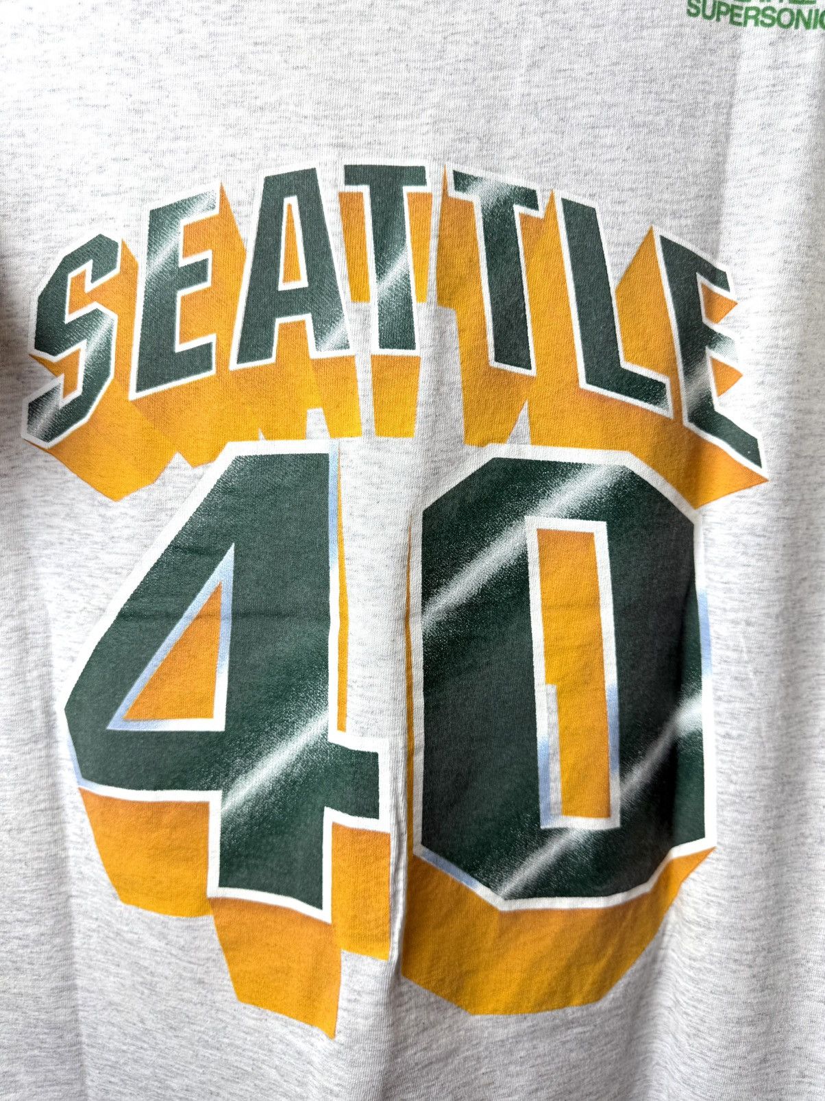 NBA Rare! Vintage 1990’s Sonics Seattle Supersonic NBA T Shirt Size US L / EU 52-54 / 3 - 10 Thumbnail