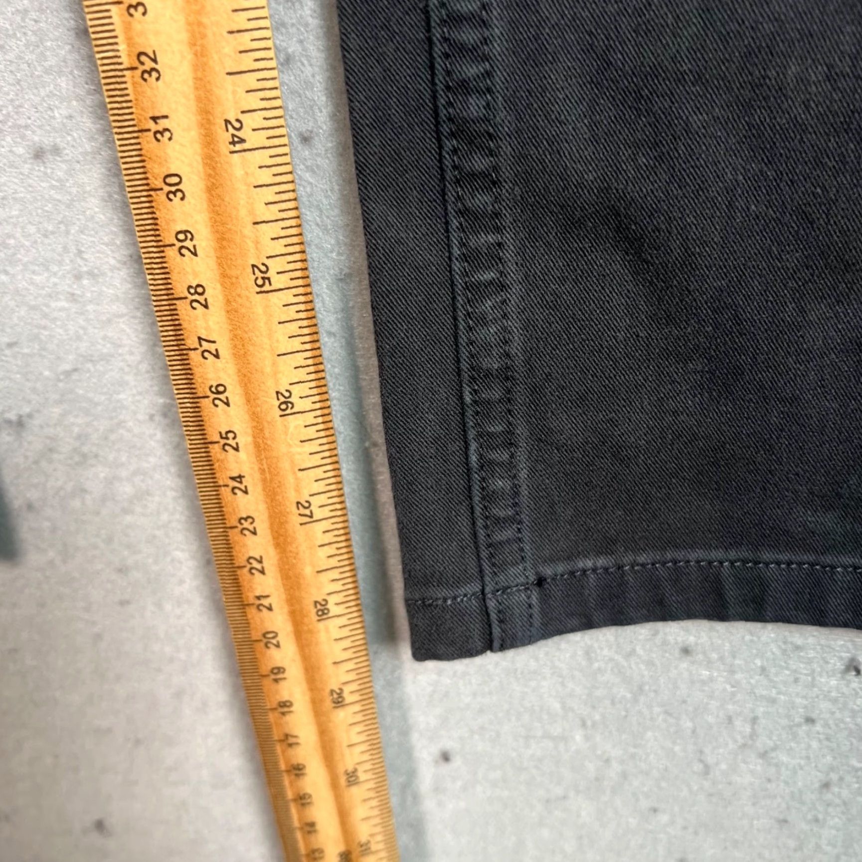 Everlane Everlane Jeans Mens Slim Denim 30x30 Black 5-Pocket Zip Button Inseam 30 Cotton Blend Knit Stretch Tapered Regular Size: 30 (Adult) Mens Size US 30 / EU 46 - 7 Thumbnail