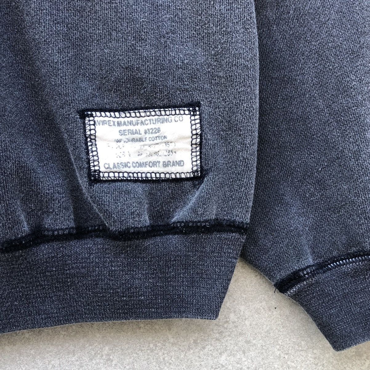 Avirex VTG Avirex LTD USN Military Sun Faded Crewneck Sweatshirt Size US M / EU 48-50 / 2 - 6 Thumbnail