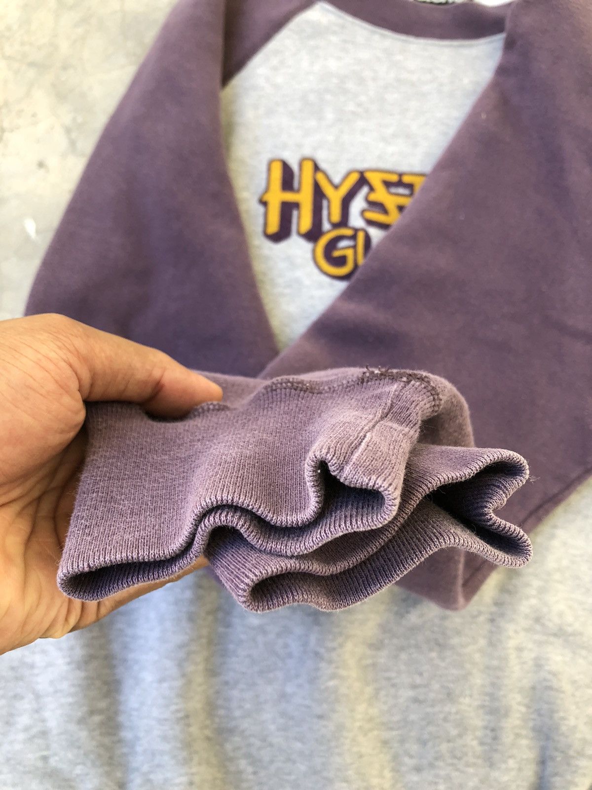 Hysteric Glamour Vintage 90s Hysteric Glamour Spellout Sweatshirt Size US M / EU 48-50 / 2 - 12 Thumbnail