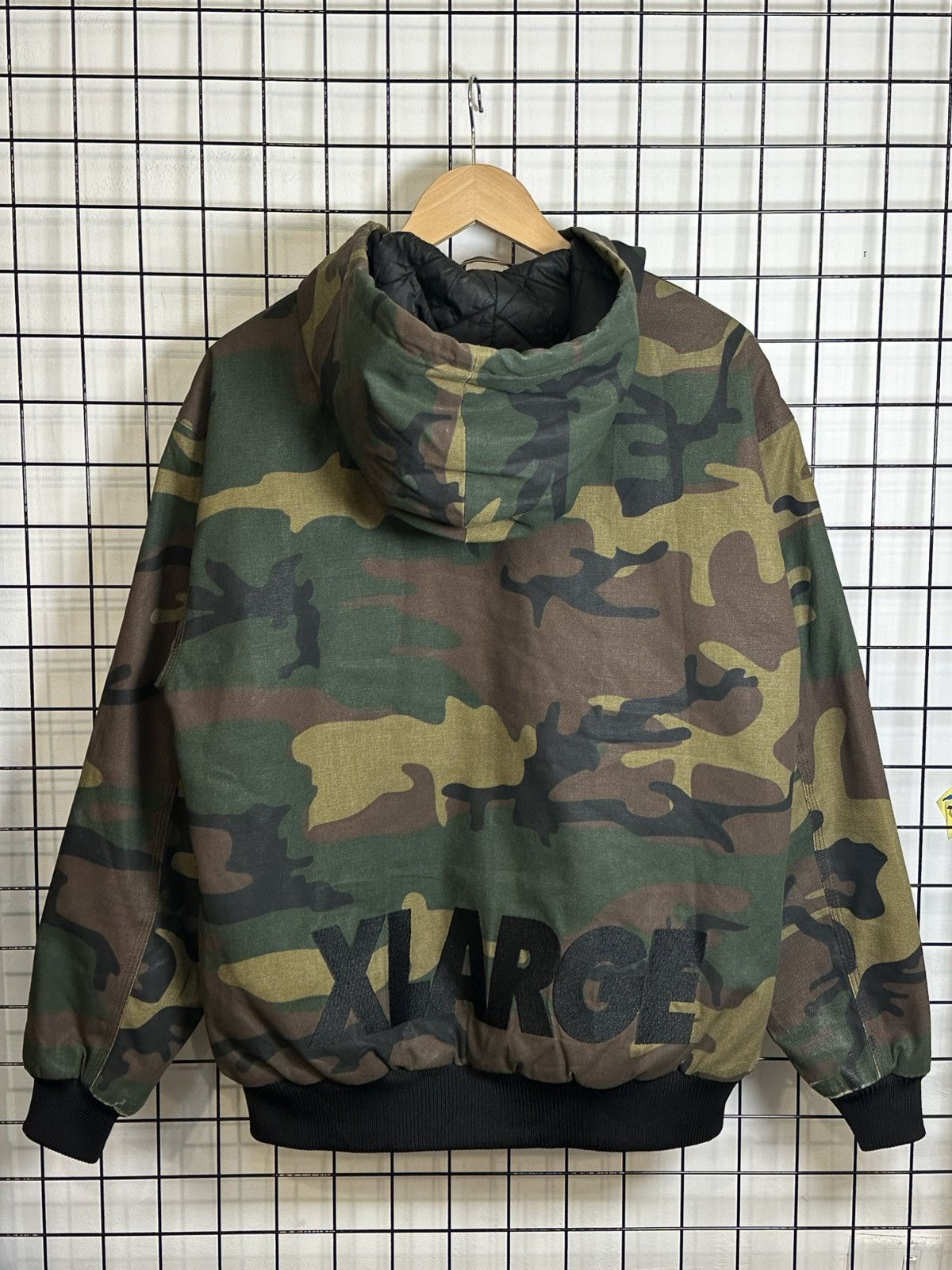 X-LARGE camouflage pattern active jacket from the brand XLarge. Size US M / EU 48-50 / 2 - 1 Thumbnail