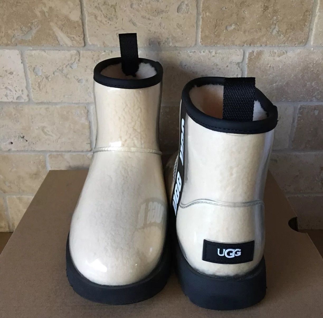 Ugg uggs clear classic mini boots Size US 6.5 / IT 36.5 - 3 Thumbnail