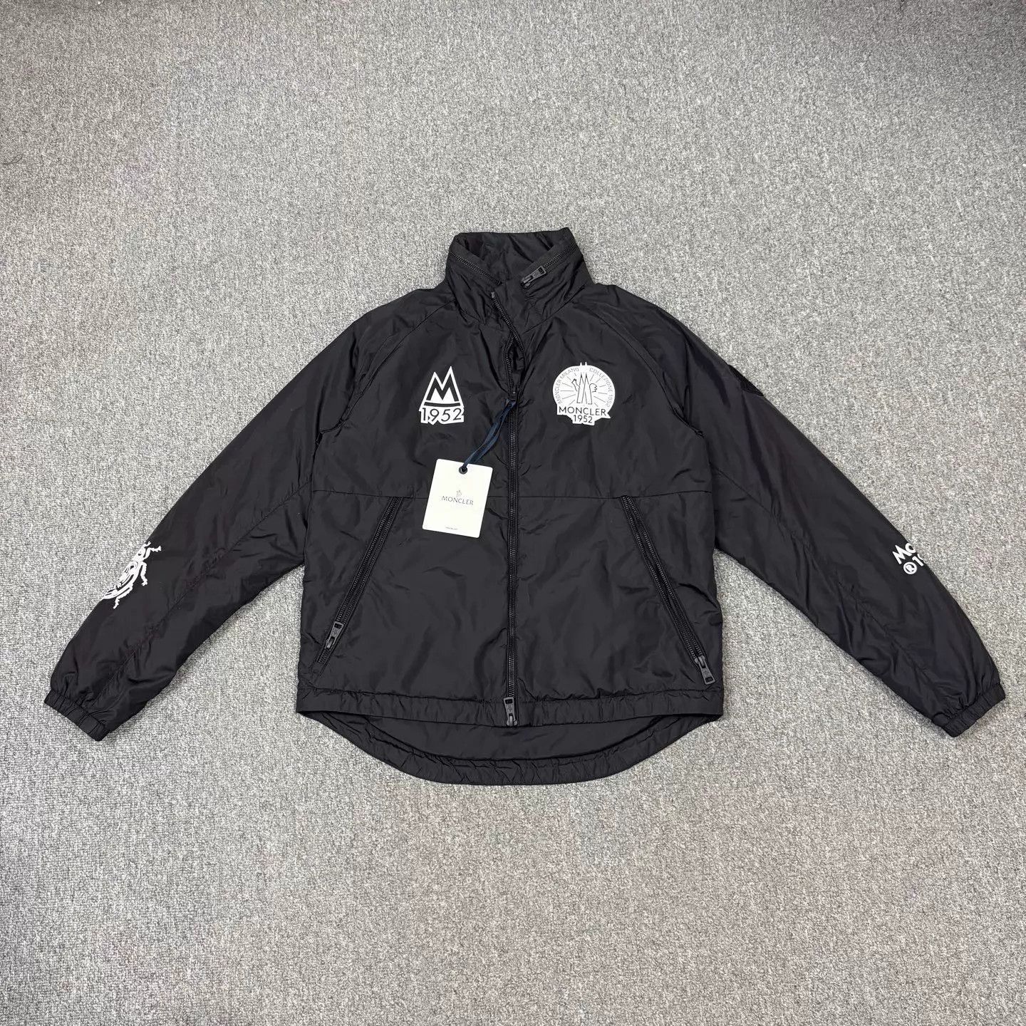 Moncler Black Lightweight Jacket with Graphic Details Size M Size US M / EU 48-50 / 2 - 1 Thumbnail