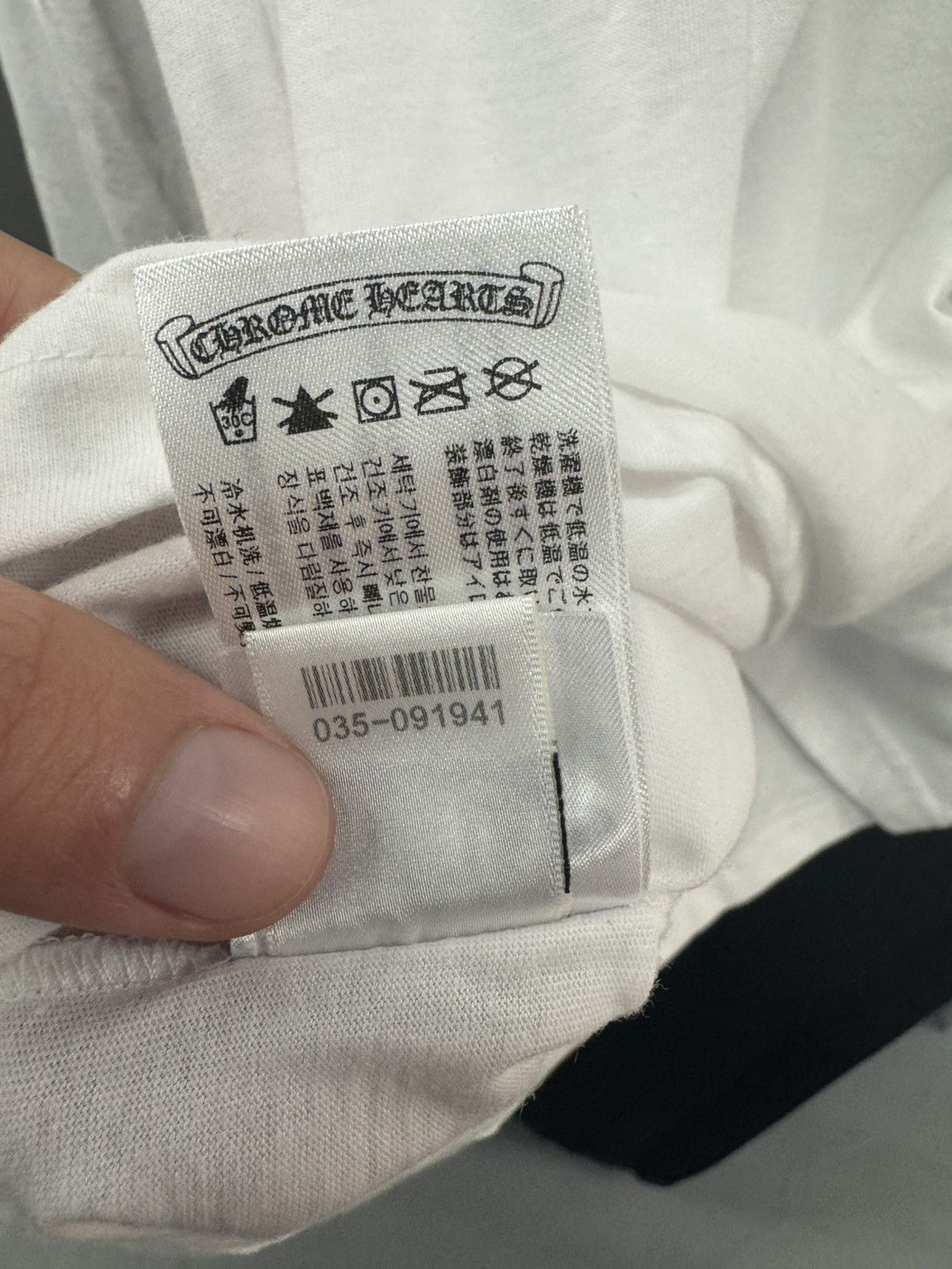 Chrome Hearts Chrome Hearts Script Neck Logo Triple White Long Sleeve Size US L / EU 52-54 / 3 - 9 Thumbnail