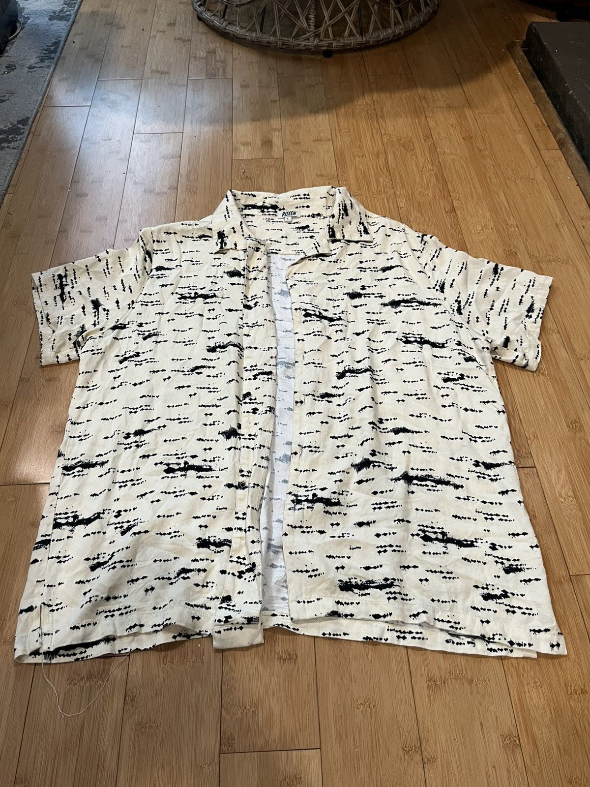 Vintage Cream Button down Size US L / EU 52-54 / 3 - 2 Thumbnail