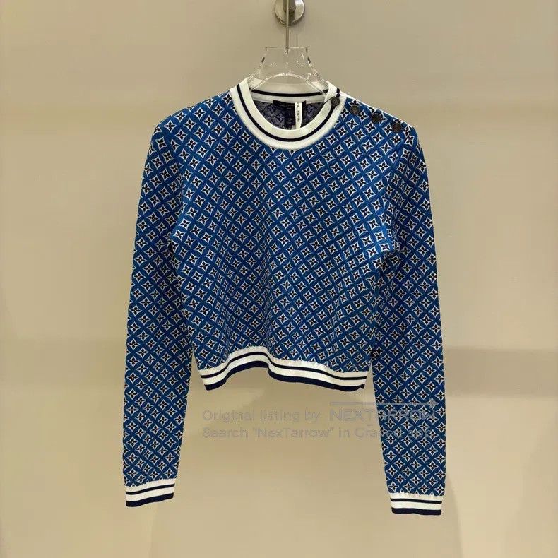 Louis Vuitton Louis Vuitton Blue logo sweater Size L / US 10 / IT 46 - 1 Thumbnail