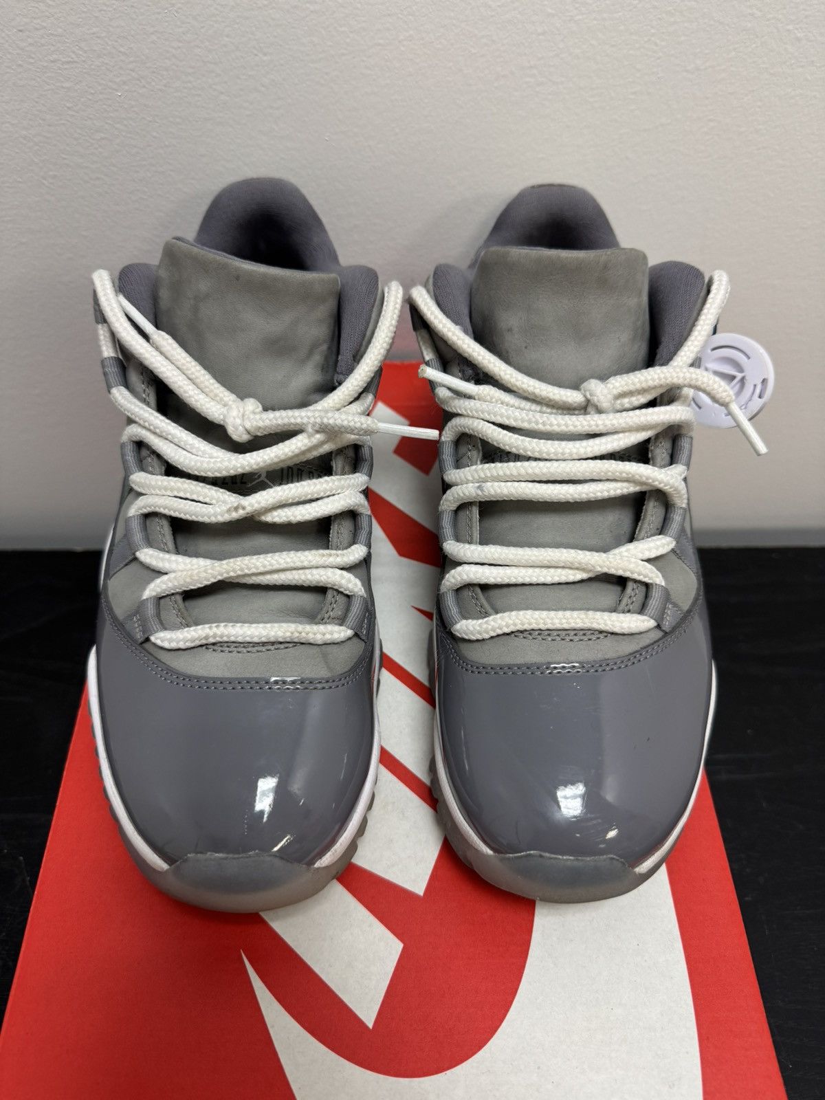 Jordan Brand Jordan 11 cool grey low Size US 9 / EU 42 - 3 Thumbnail
