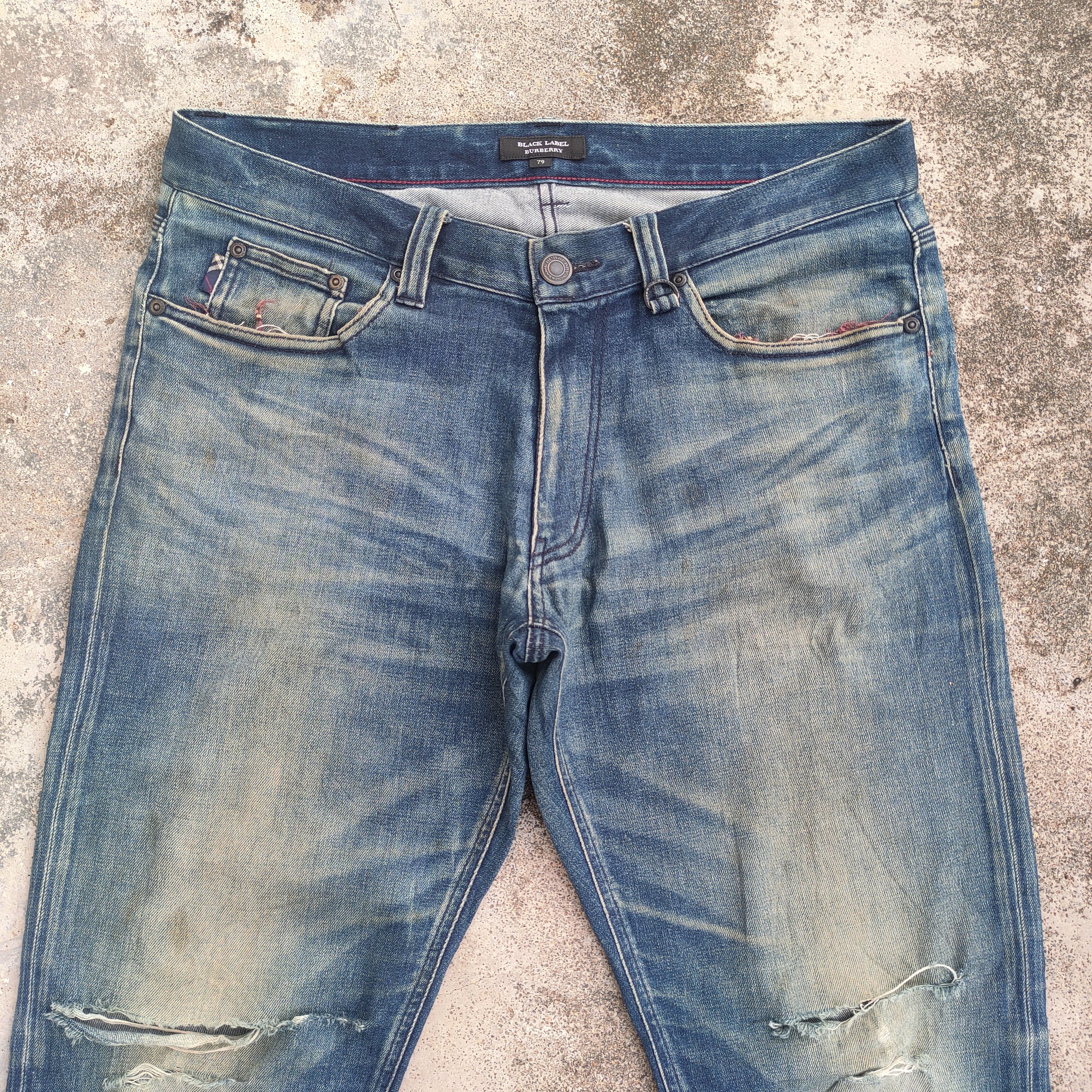 Burberry VINTAGE BURBERRY BLACK LABEL RUSTY RIPPED DENIM JEANS PANTS Size US 35 - 2 Thumbnail