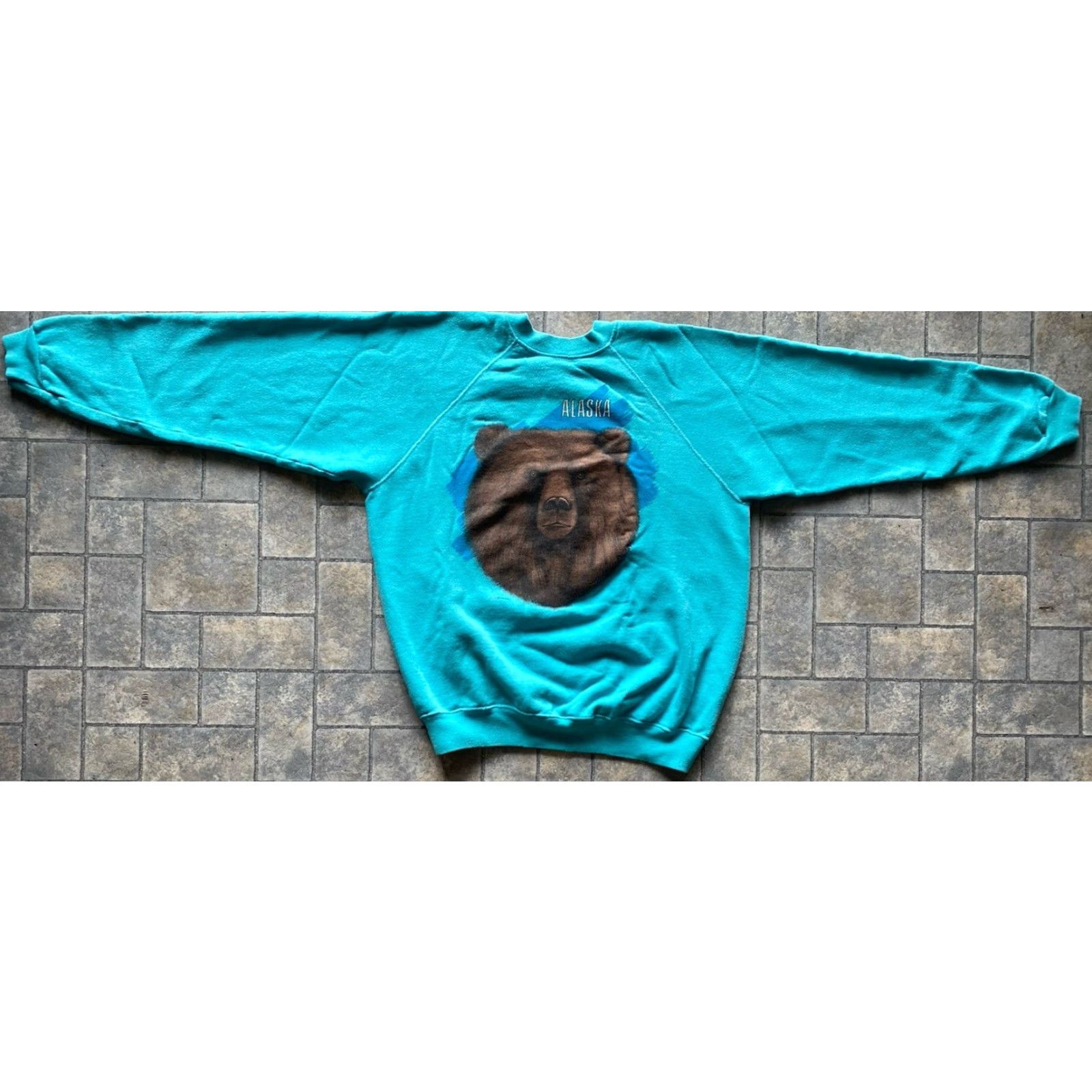 Hanes VINTAGE Hanes Alaska Bear Sweatshirt Pullover Blue Mens L USA 80s Nature Pullover Sweatshirt Mens Large Blue USA 80s Size US L / EU 52-54 / 3 - 2 Thumbnail