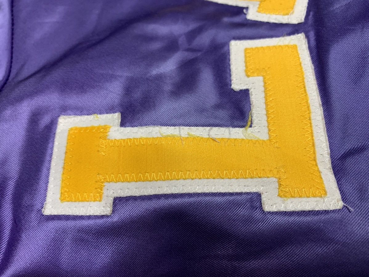 NBA Vintage Los Angeles lakers satin pocket chalk line Size US XL / EU 56 / 4 - 10 Thumbnail