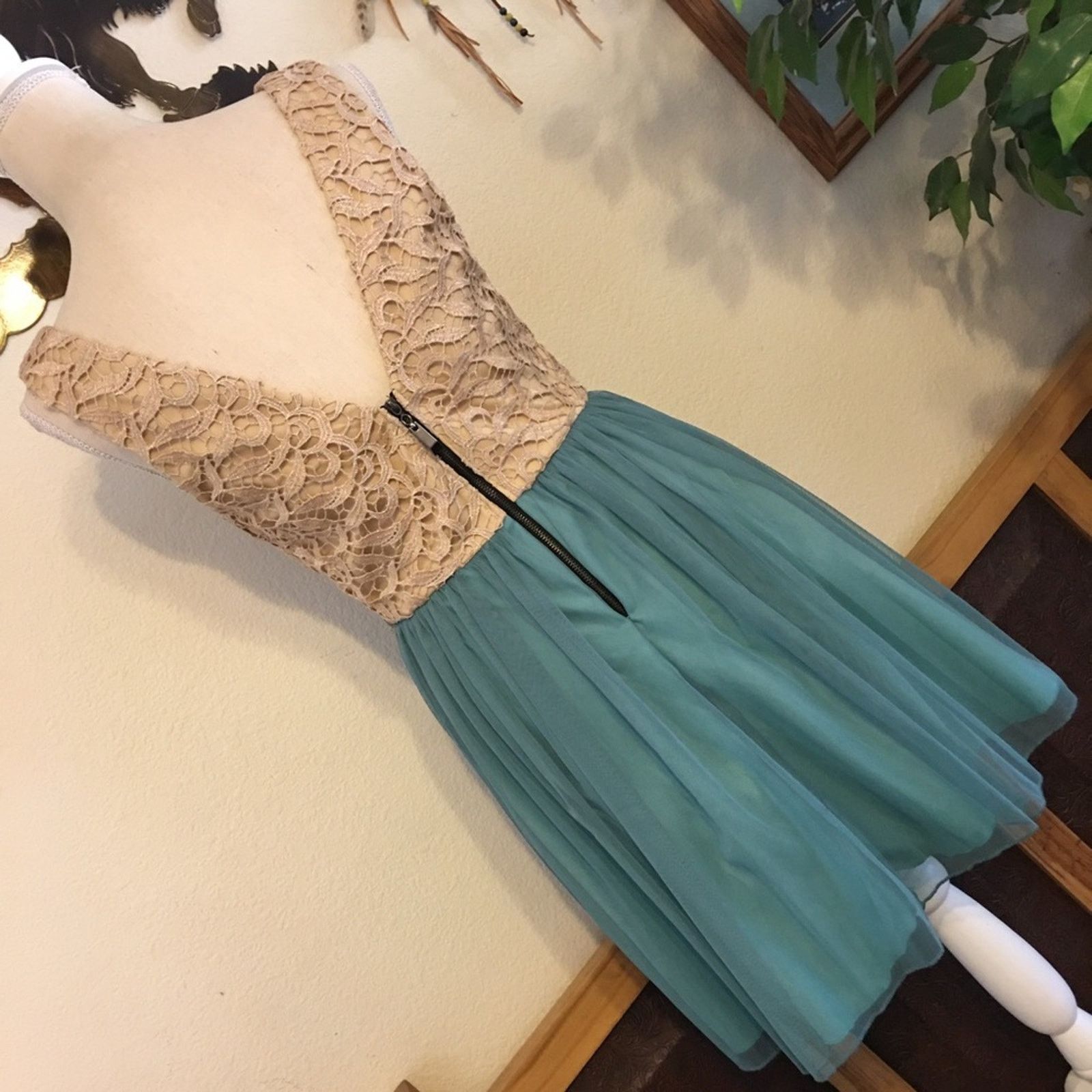 Other Jodi Kristopher tan & teal jeweled cocktail dress Size ONE SIZE - 4 Thumbnail
