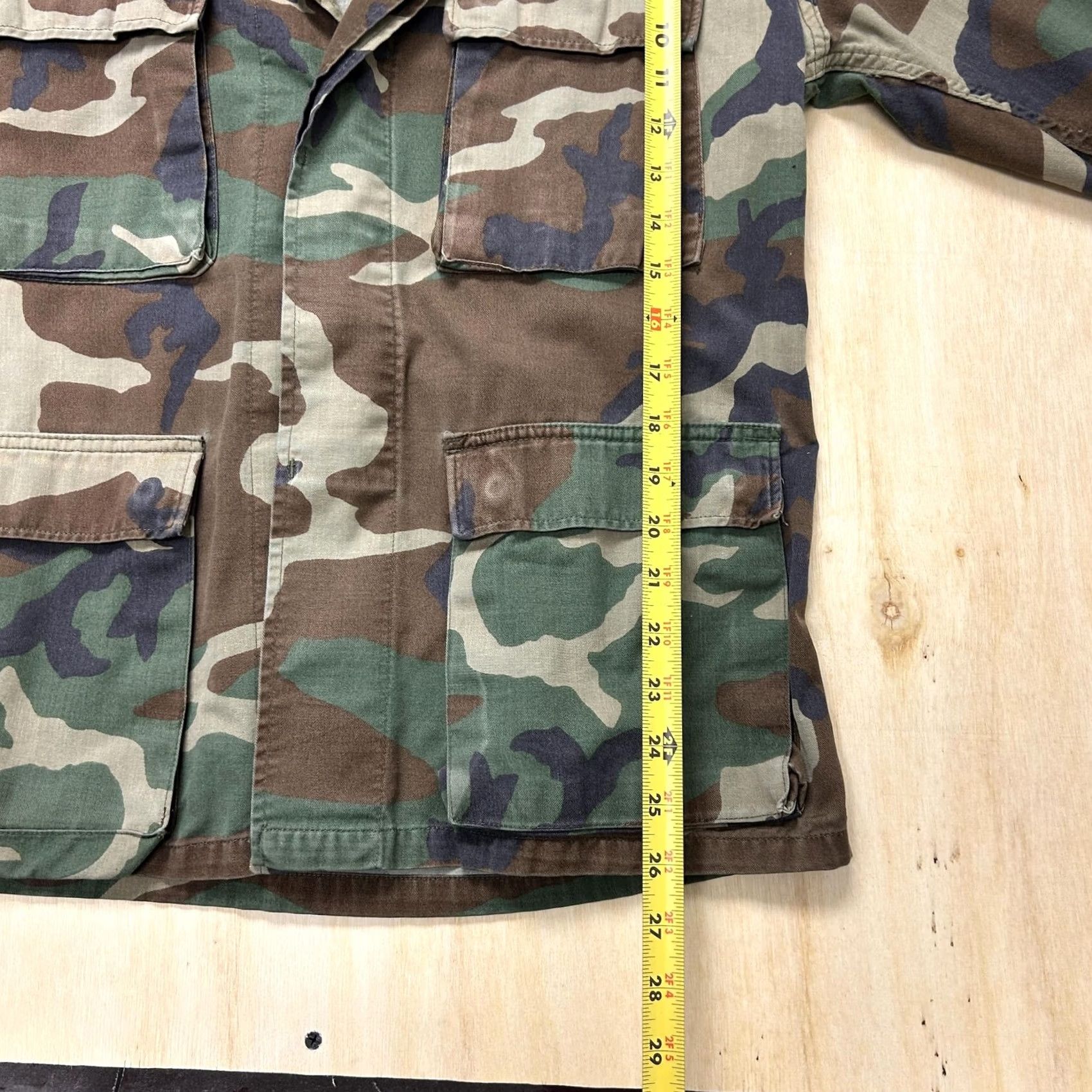 Vintage Camo Field Jacket Mens L Green Cotton Button Pockets Outdoor Workwear Size US L / EU 52-54 / 3 - 5 Thumbnail