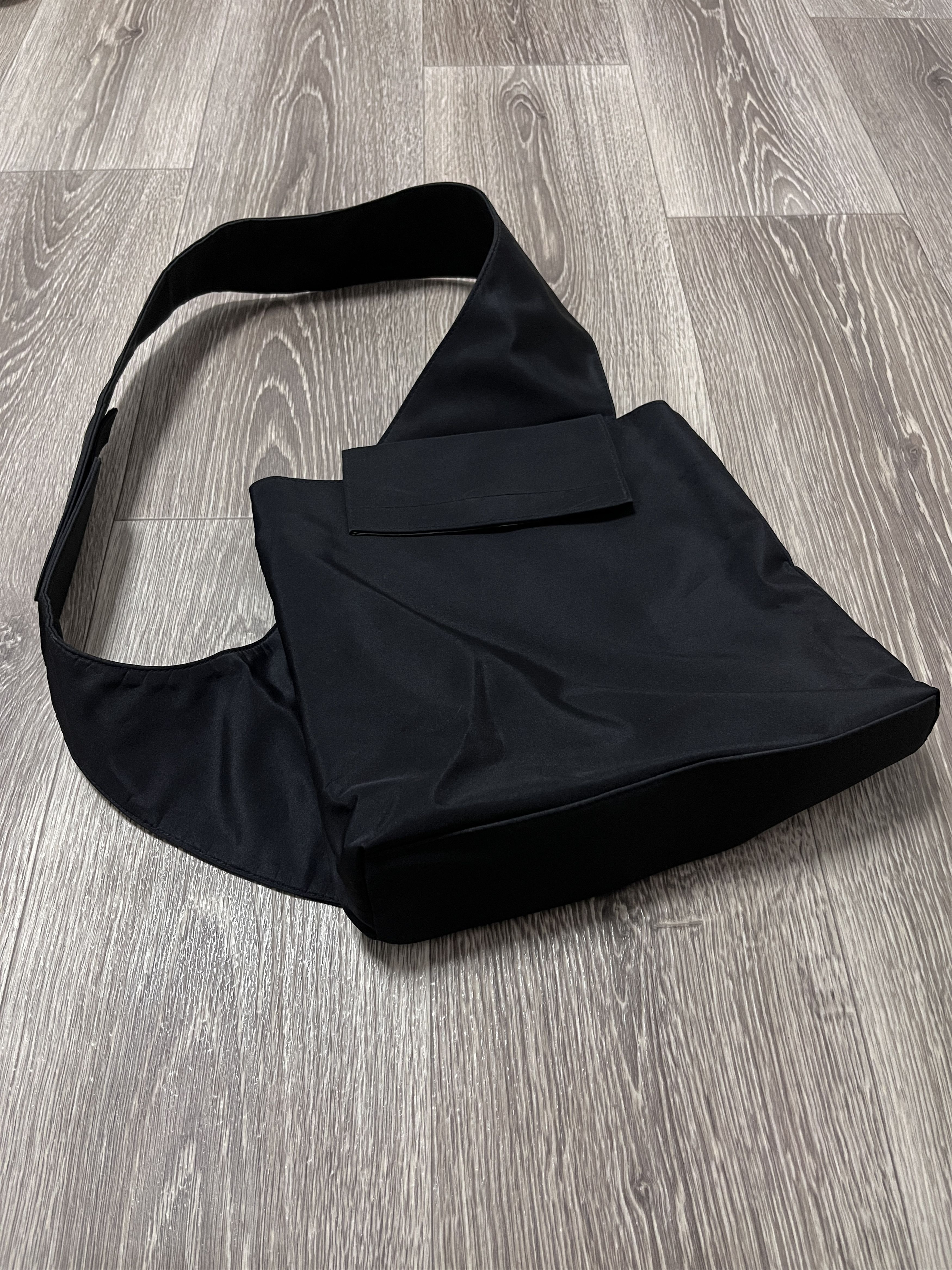 Vintage 2000s RARE NYLON SLING CROSSBODY BAG - LOT № 6127 Size ONE SIZE - 2 Thumbnail