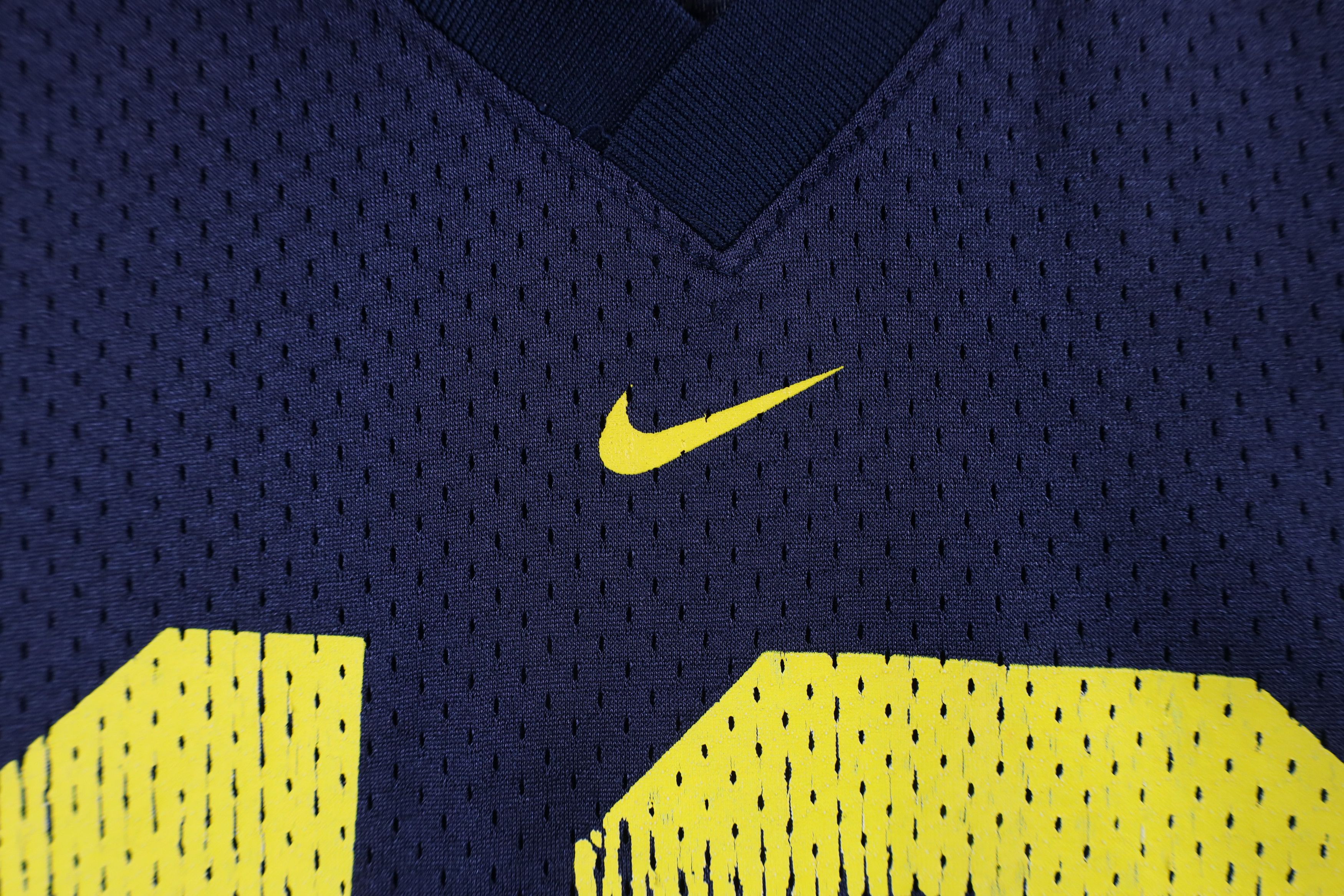 Nike × Vintage Vintage Nike Brady University of Michigan Football Jersey Size US L / EU 52-54 / 3 - 8 Thumbnail