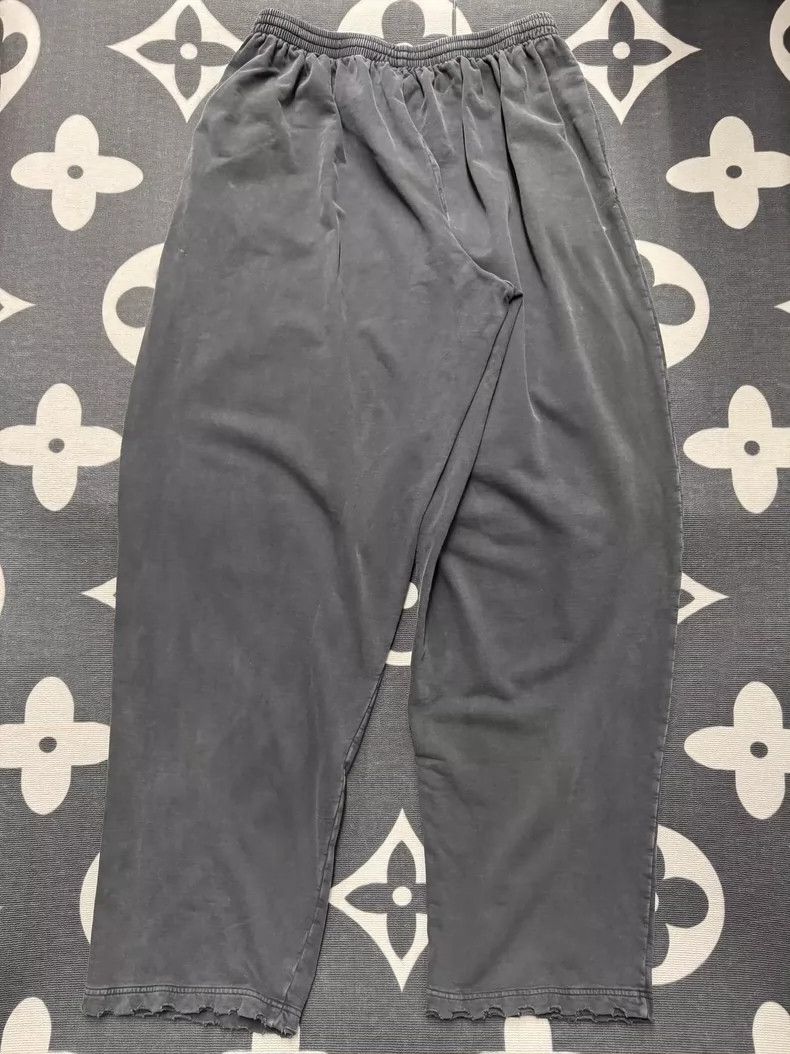 Balenciaga Balenciaga size M Make old washed printed trousers Size US 27 - 2 Thumbnail