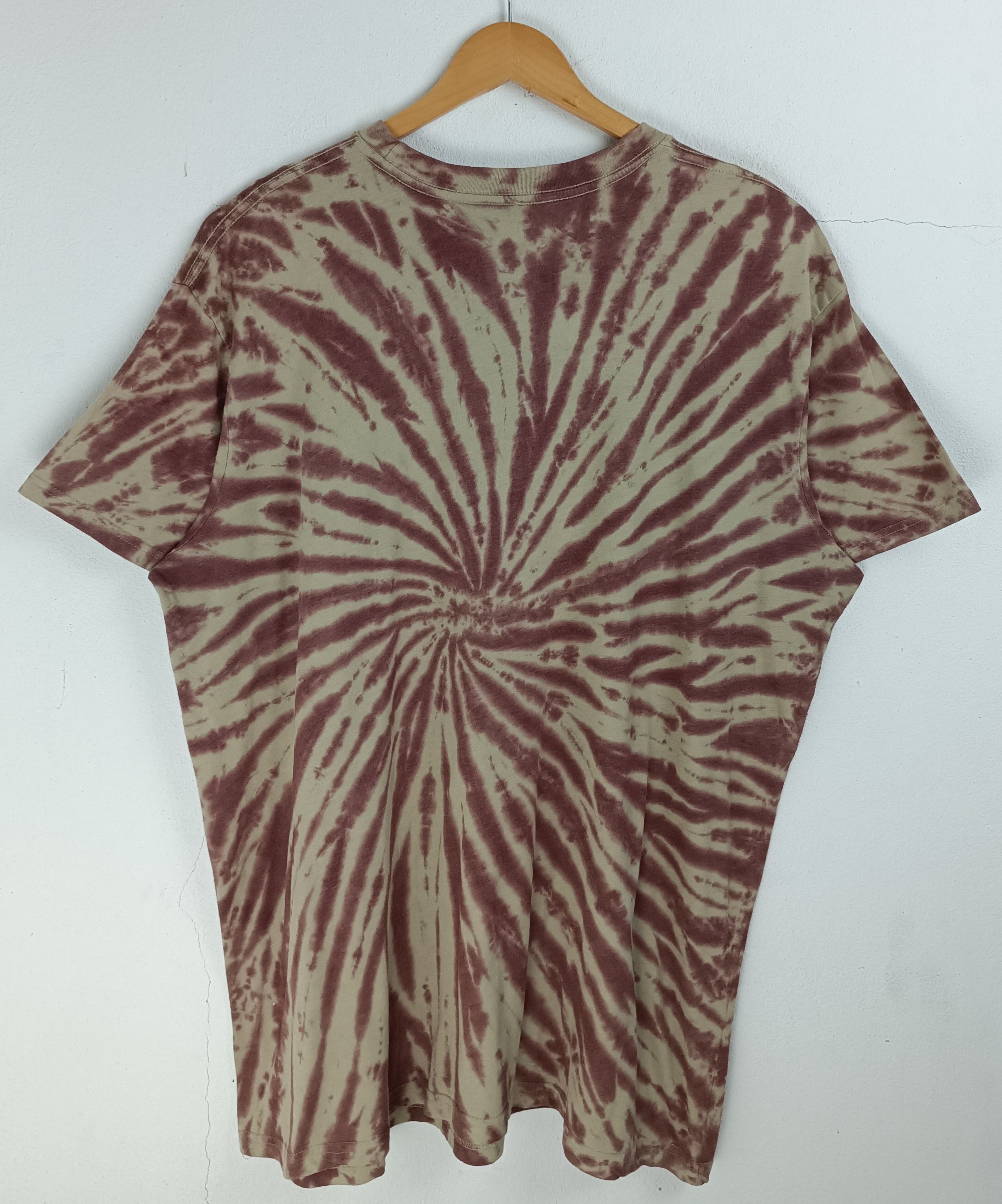 Pink Floyd VINTAGE PINK FLOYD WORLD TOUR 87 REISSUE TIE DYE VERY RARE Size US XXL / EU 58 / 5 - 12 Thumbnail