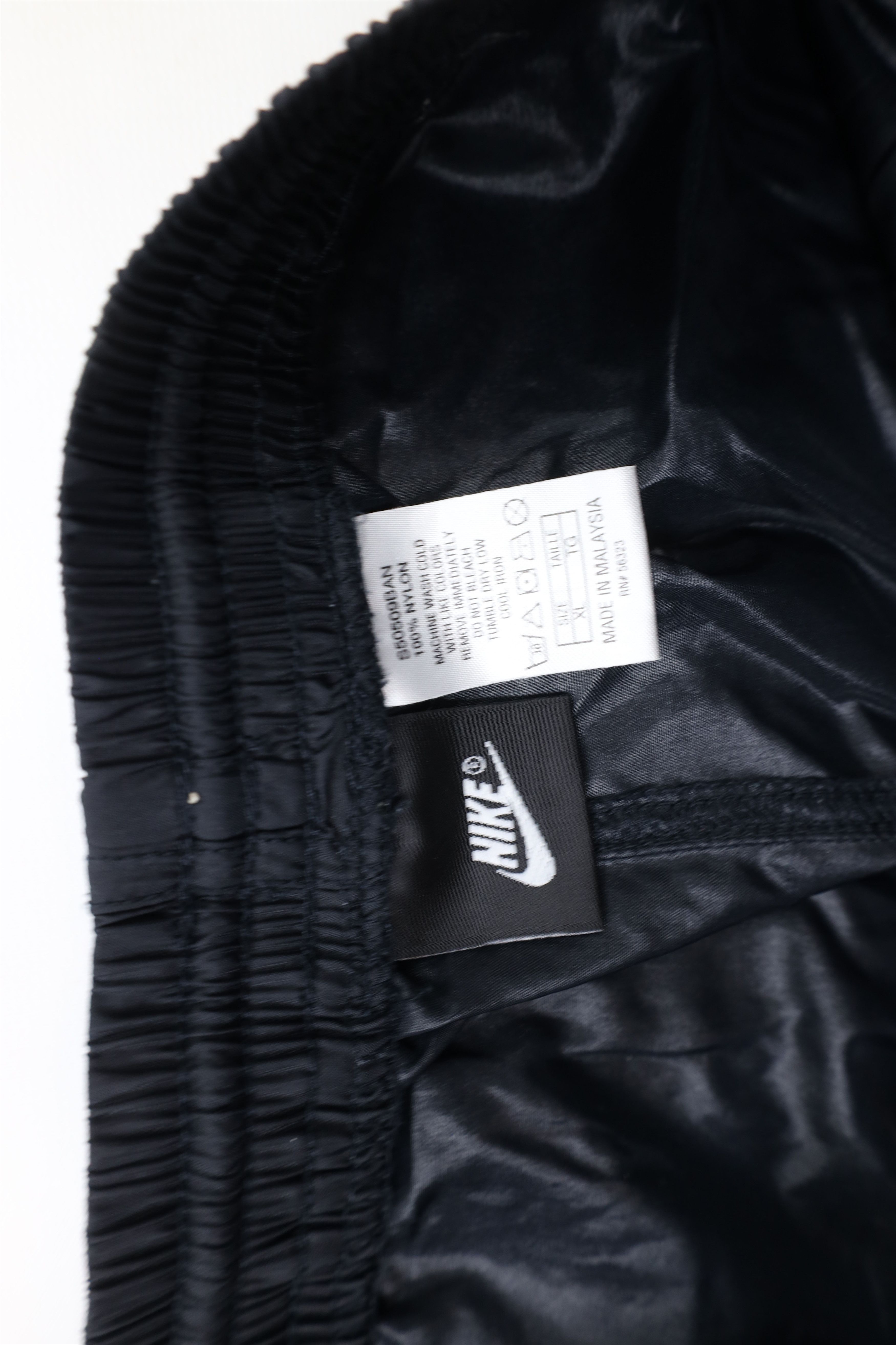 Nike × Vintage Vintage 90s Nike Mini Swoosh Windbreaker Joggers Pants Black Size US 38 / EU 54 - 8 Thumbnail