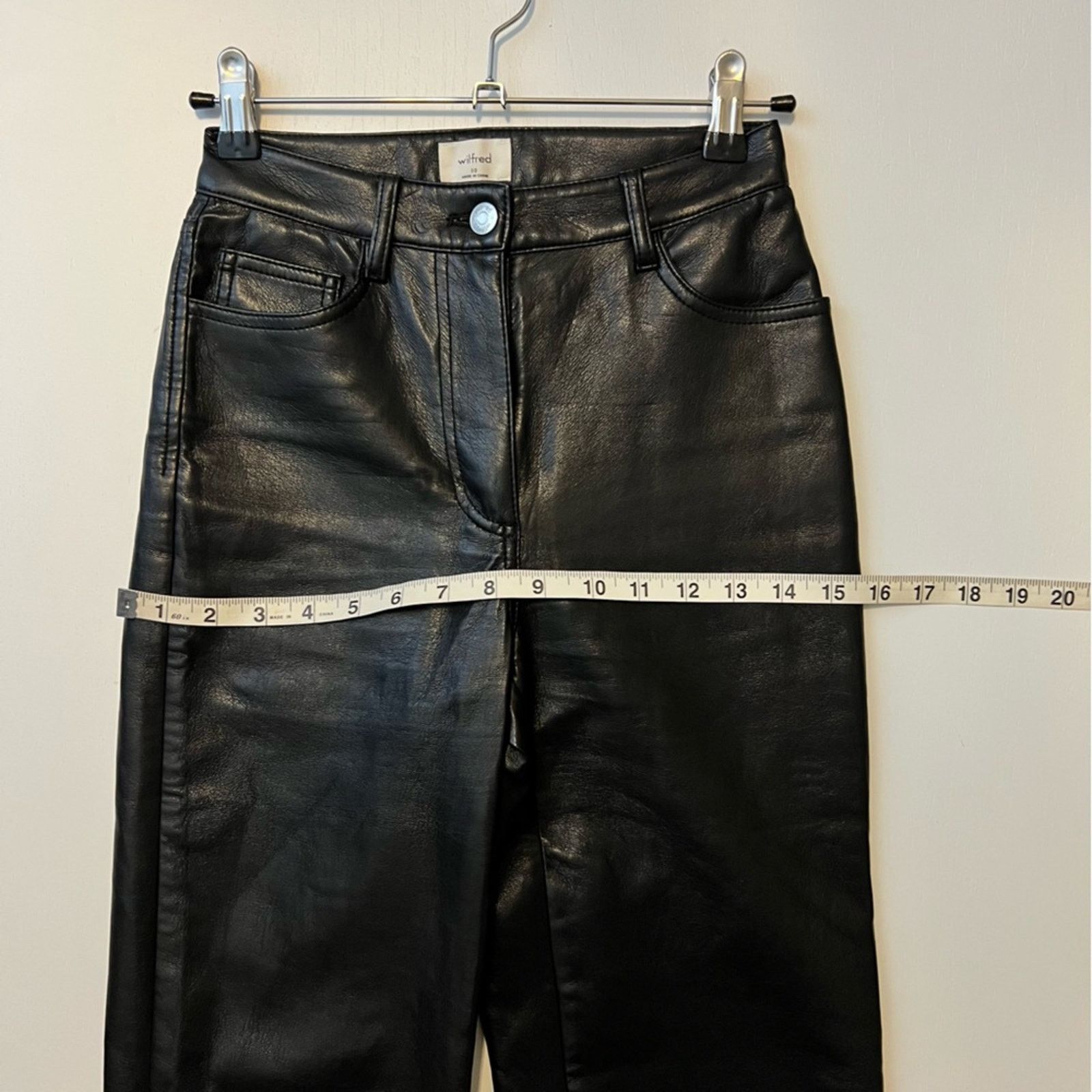 Aritzia Aritzia Wilfred The Melina™ Pant Faux Leather Size 24" / US 00 / IT 34 - 9 Thumbnail