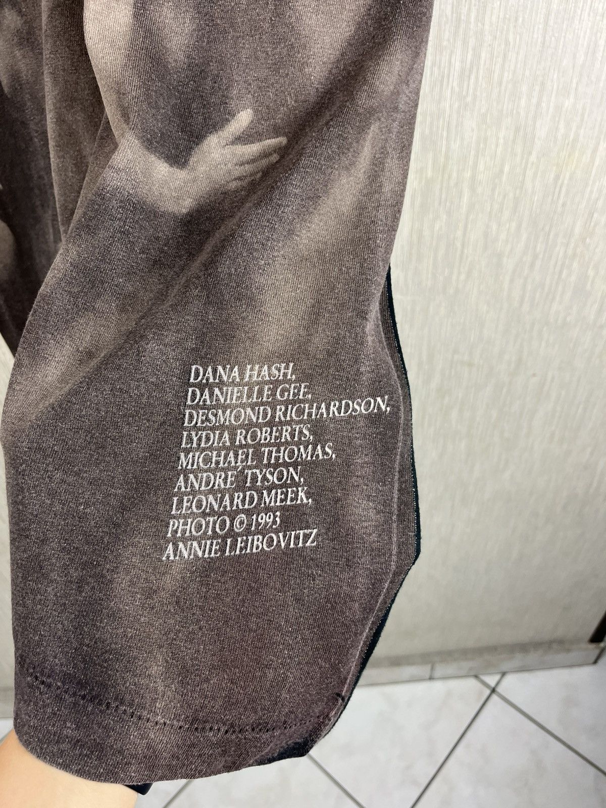 Vintage Vintage 90s Alvin Ailey x Annie Liebovitz full print t-shirt Size US L / EU 52-54 / 3 - 18 Thumbnail