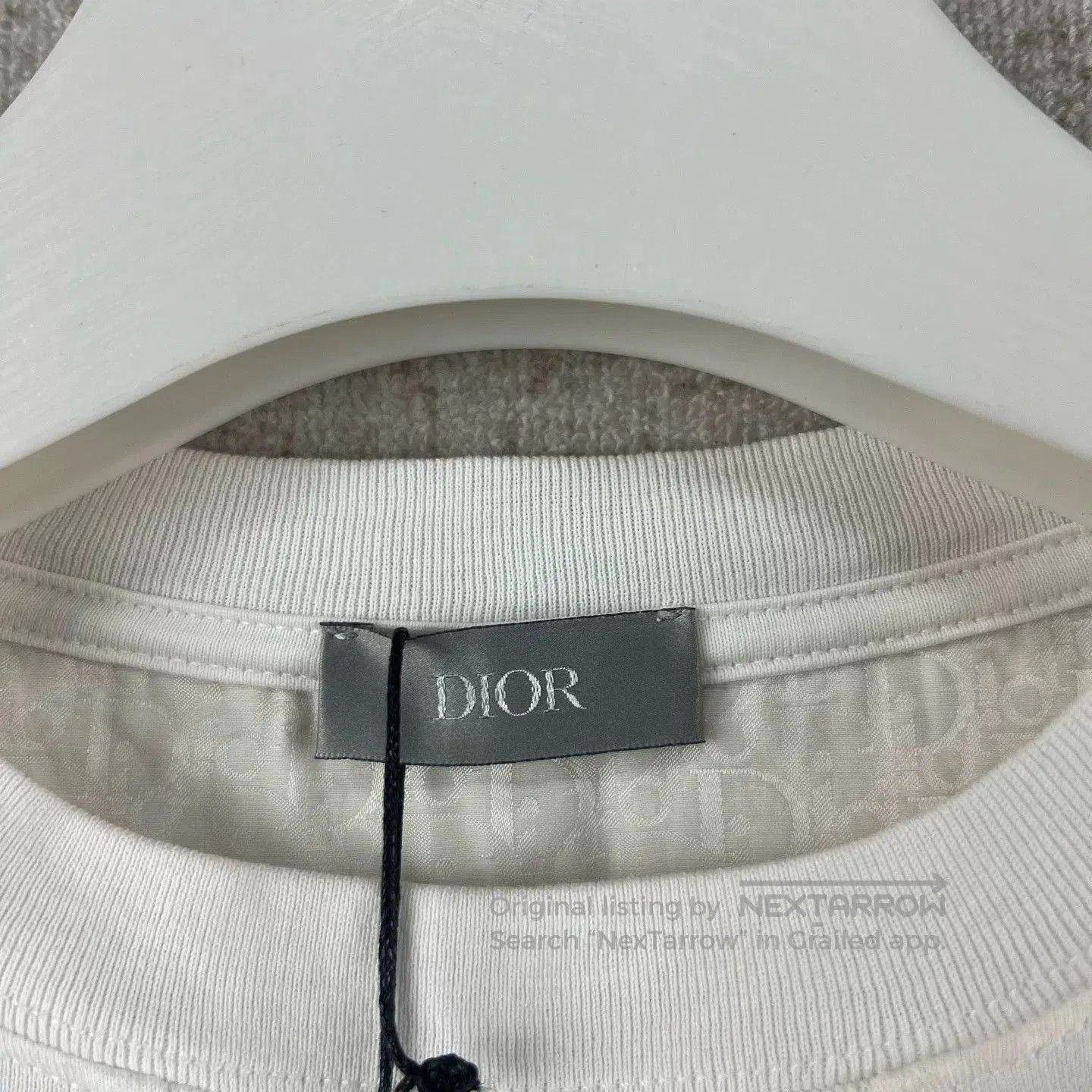 dior white short sleeve printed t.