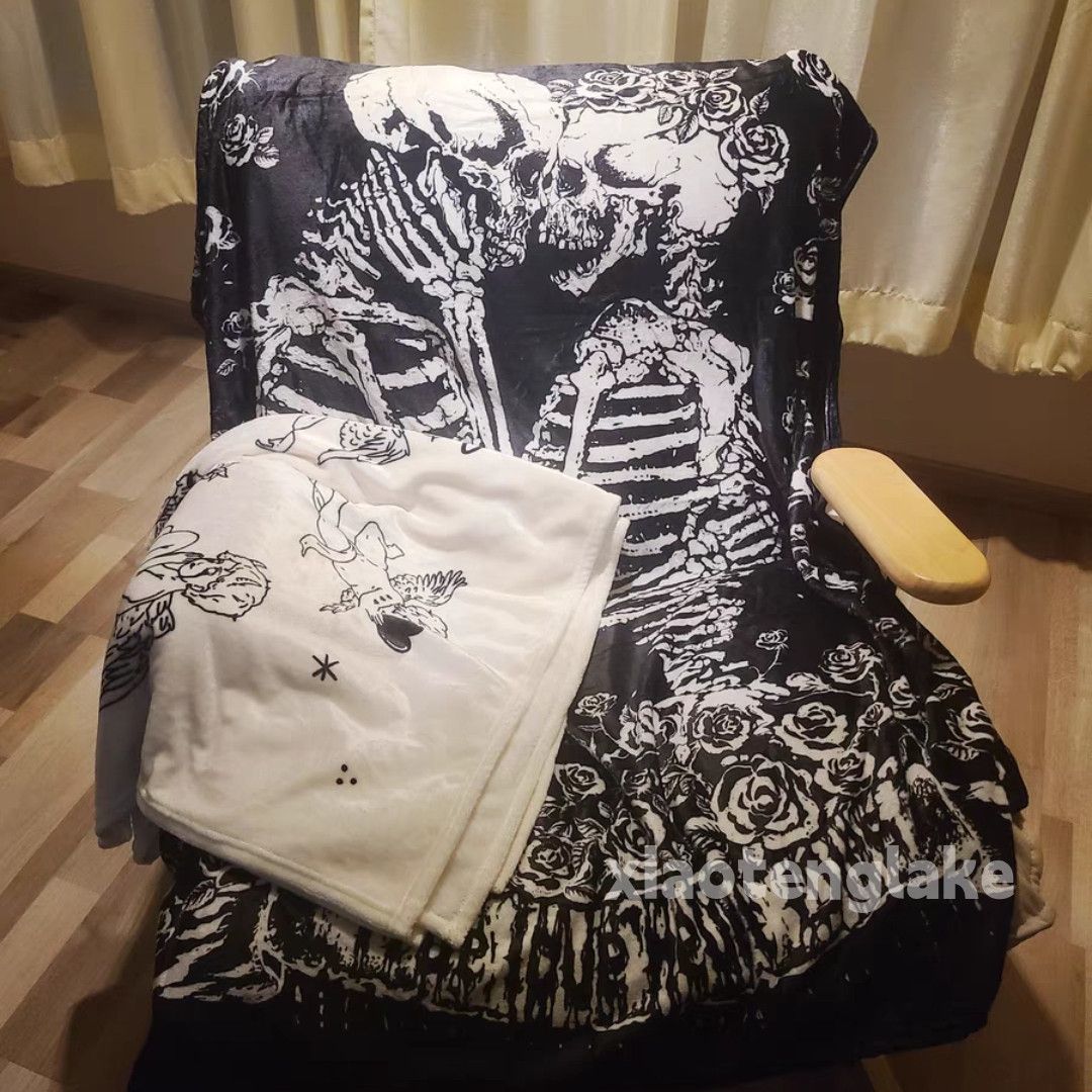 Designer × Japanese Brand × Vintage Utility skate hiphop skull tae metal blanket tapestry Size ONE SIZE - 3 Thumbnail