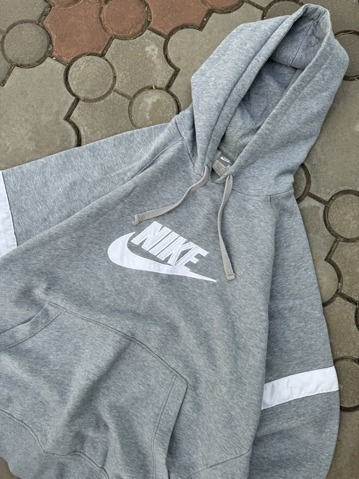 Nike × Vintage Vintage Nike Spell Out Hoodie Y2K USA Size US XL / EU 56 / 4 - 2 Thumbnail