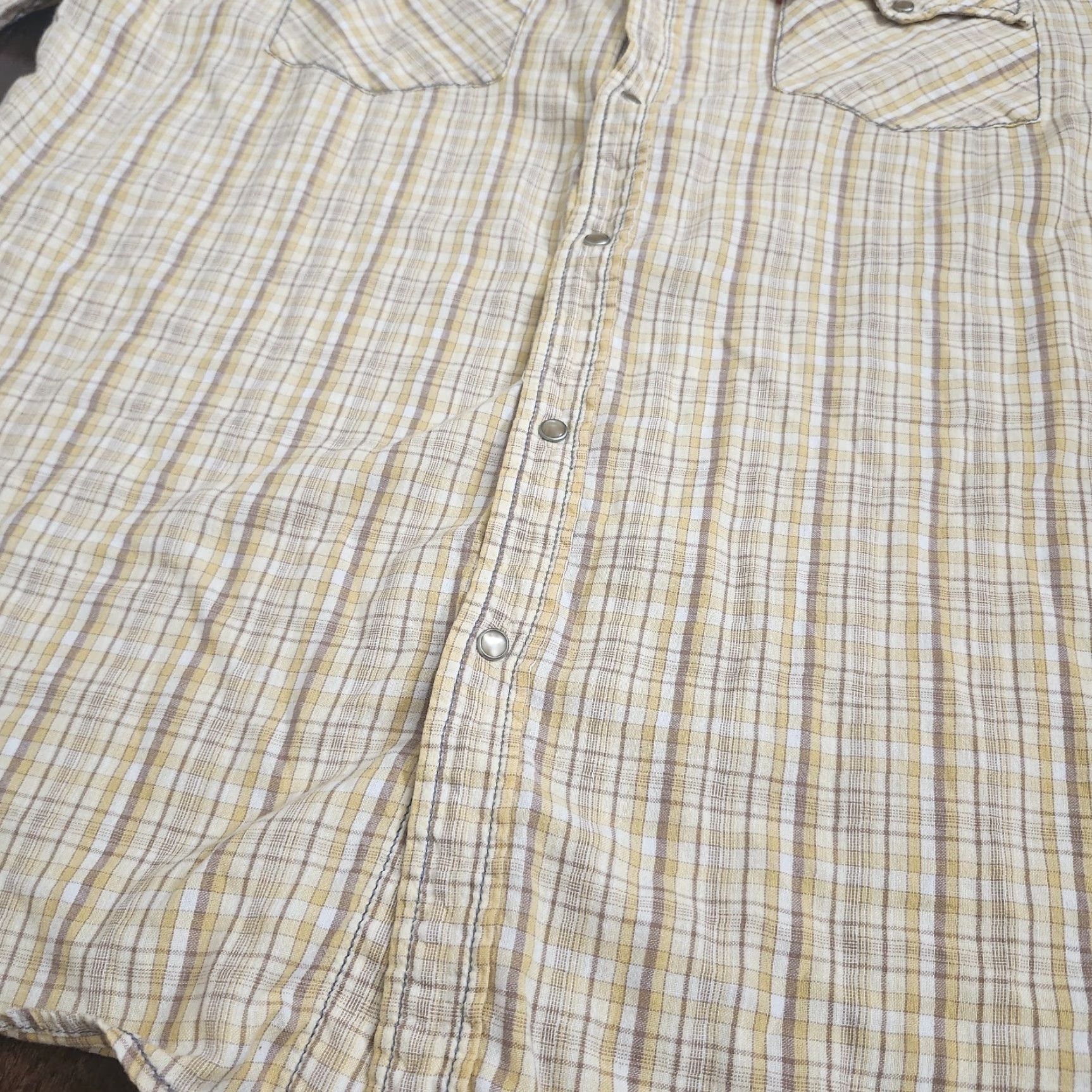 Levi's Levi's Shirt Plaid Short Sleeve Button-Up XL Multicolor Casual Workwear Short Sleeve Button-Up Shirt Men XL Plaid Pattern Pocket Size US XL / EU 56 / 4 - 7 Thumbnail