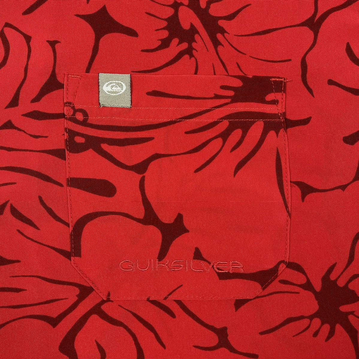 Quiksilver Vintage Quiksilver Yin-Yang y2k Hawaii Crazy shirt 90’s Size US M / EU 48-50 / 2 - 4 Thumbnail