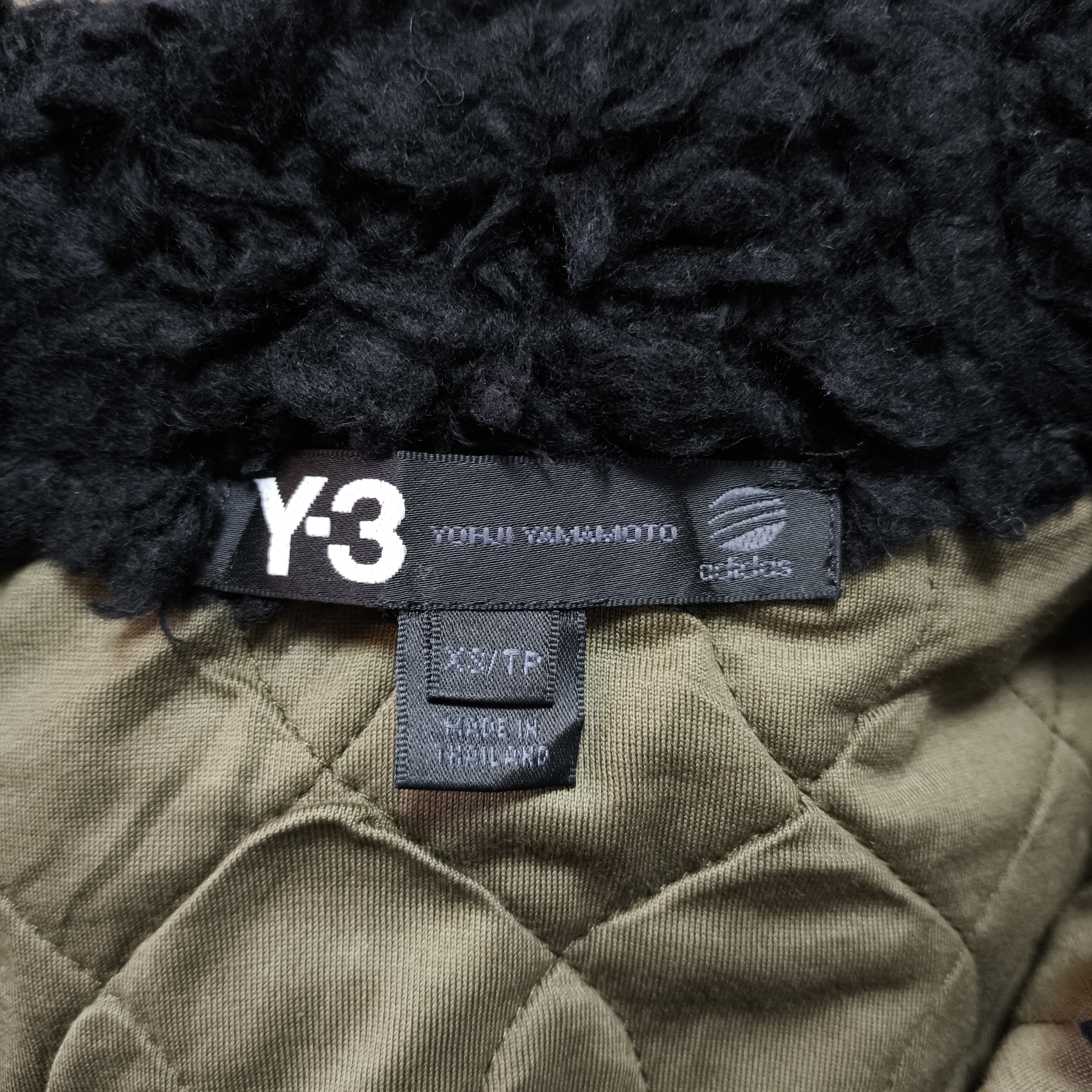 Yohji Yamamoto Y-3 Yohji Yamamoto Quilted Gilet Black Size US S / EU 44-46 / 1 - 16 Thumbnail
