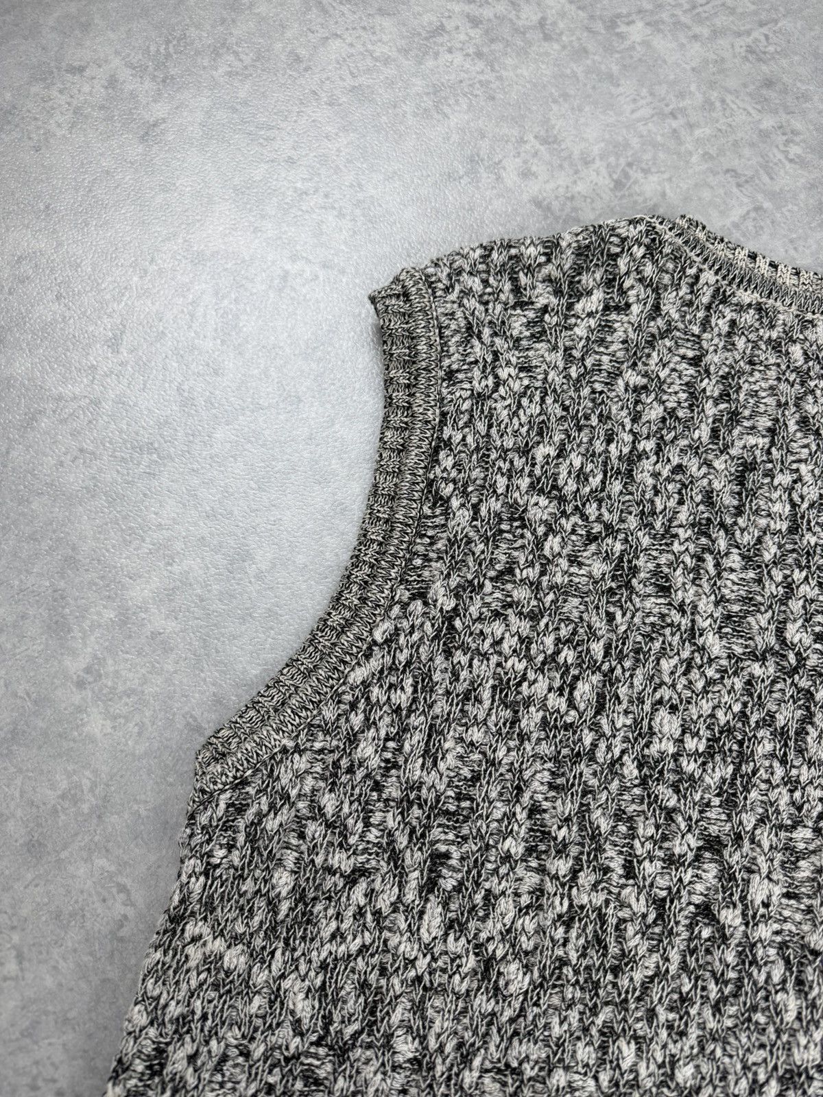 Versace Vintage Gianni Versace Knit Sweater Vest Size 50 Size US M / EU 48-50 / 2 - 9 Thumbnail