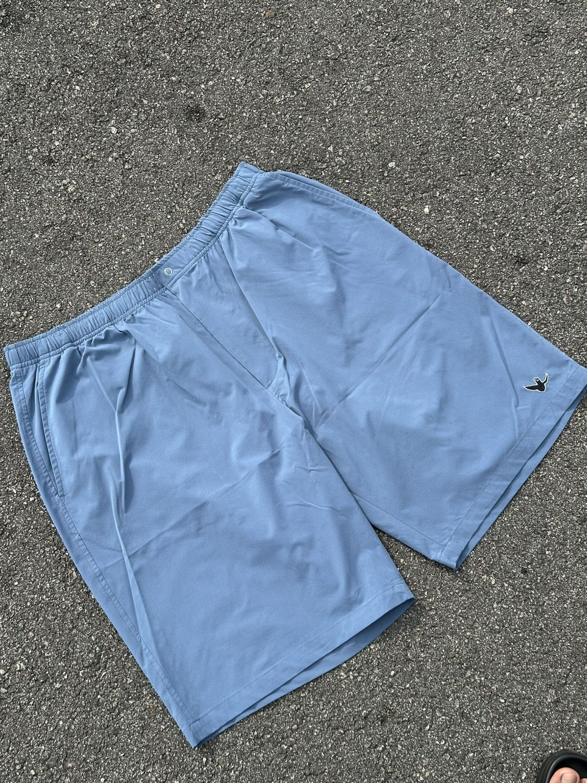 Shorty's Skateboards shorts featuring "MARK GONZALEZ" and "hang around". Size US 32 / EU 48 - 2 Thumbnail