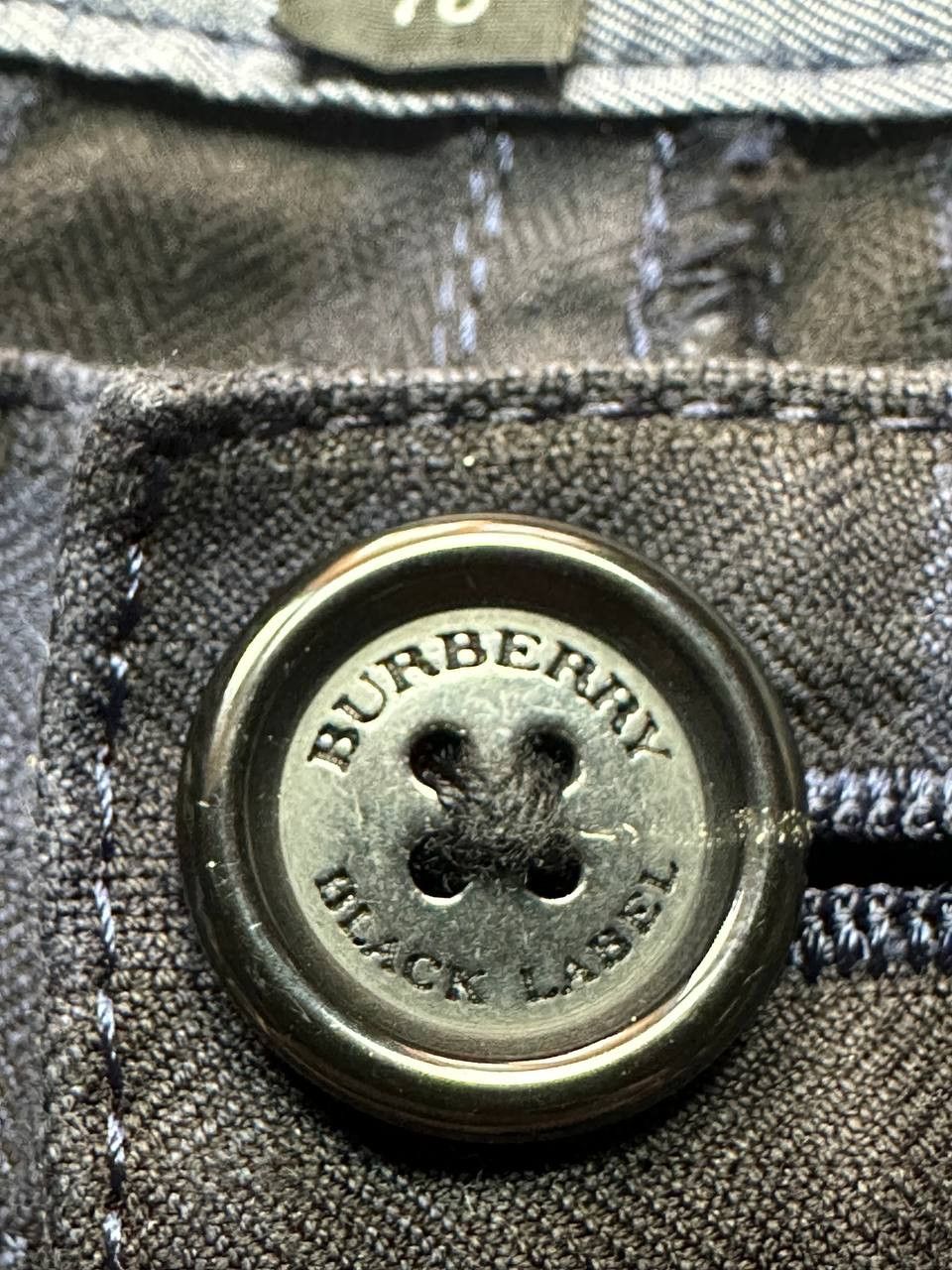 Burberry × Japanese Brand Burberry Black Label Japan Rare Mens Shorts Size US 30 / EU 46 - 5 Thumbnail