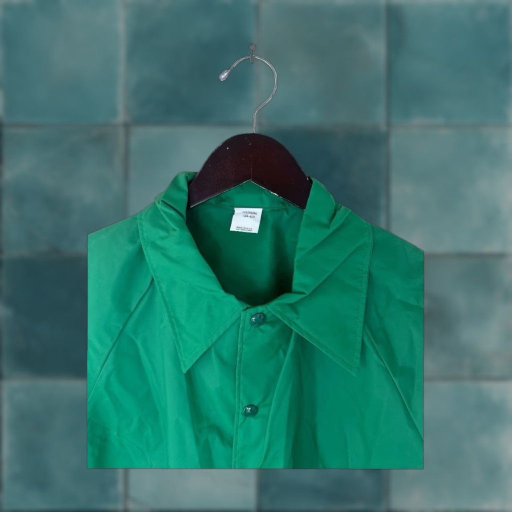 Vintage VINTAGE mens 80s COACHES JACKET Windbreaker One: M Green 100% Nylon NWOT Deadstock Made in USA Mens Small? Size US M / EU 48-50 / 2 - 1 Thumbnail