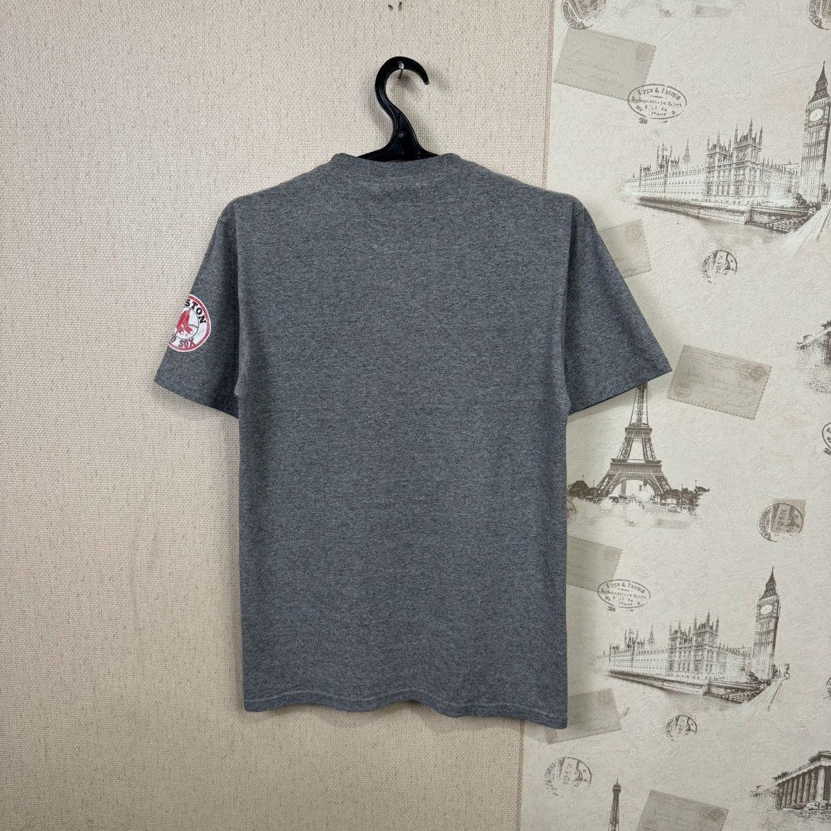 MLB × Nike × Vintage Vintage Nike Red Sox Boston T shirt Swoosh 00s MLB S Size US S / EU 44-46 / 1 - 13 Thumbnail