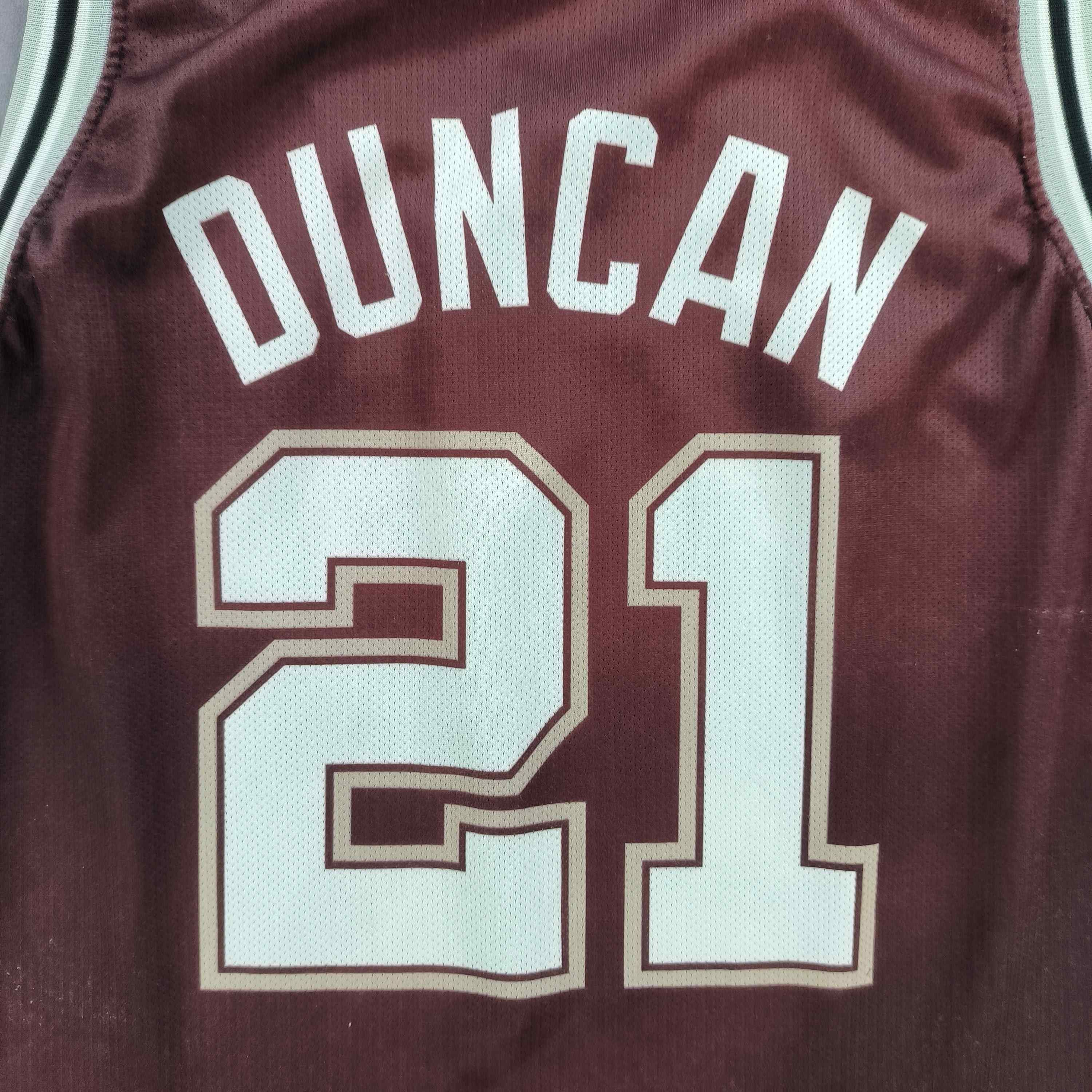 Champion San Antonio Spurs Tim Duncan Champion EU NBA jersey size XL Size US XL / EU 56 / 4 - 8 Thumbnail