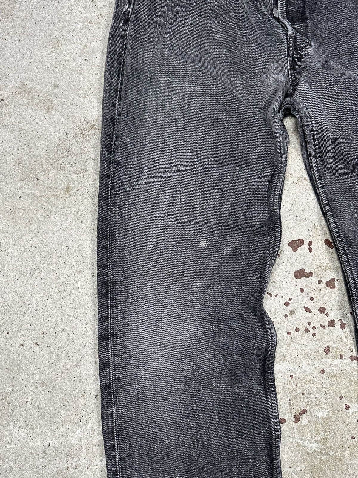 Levi's × Vintage Vintage 90s Levi’s 501 Distressed Washed Grey Denim Pants Size US 30 / EU 46 - 5 Thumbnail