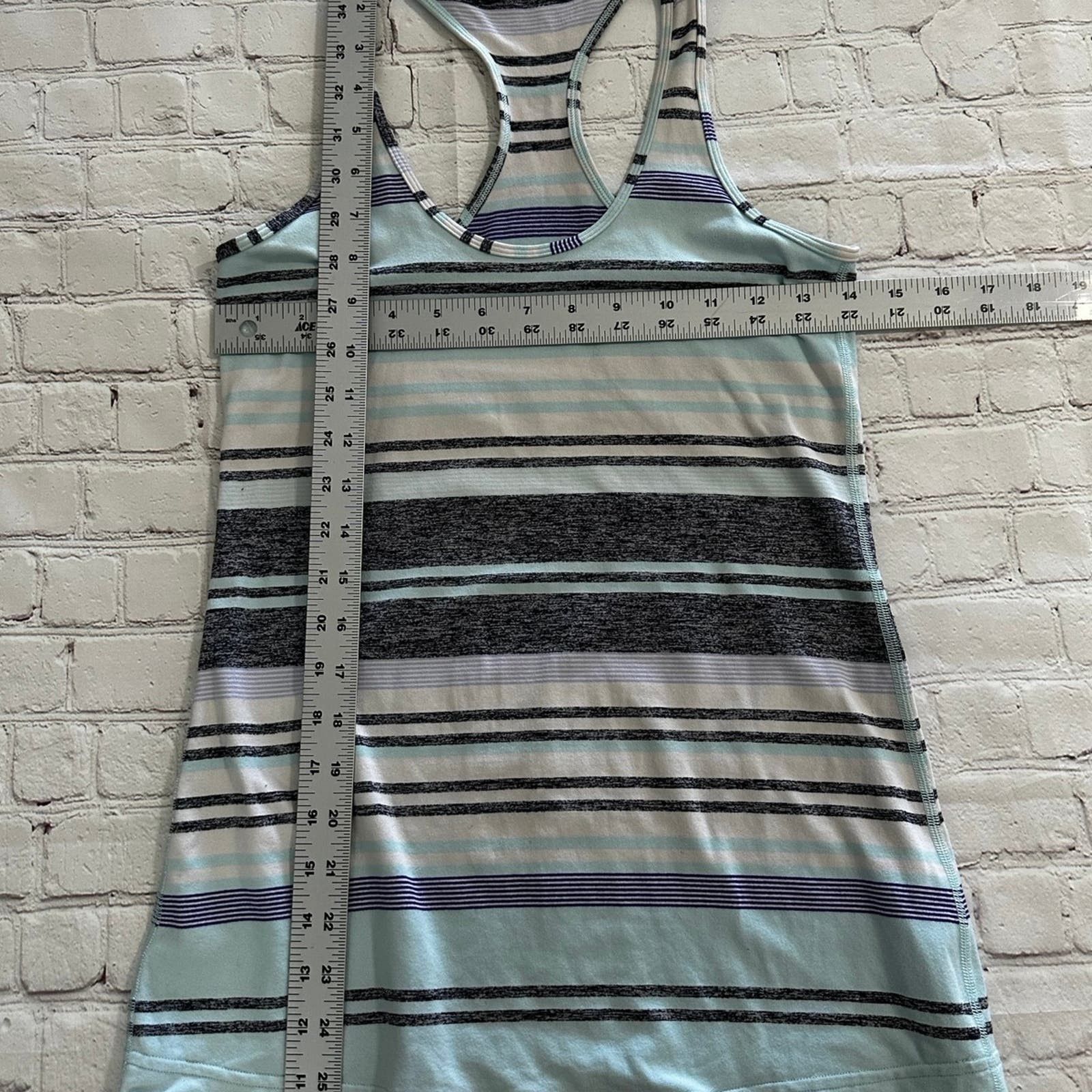 Lululemon Lululemon tank top size 8 Size M / US 6-8 / IT 42-44 - 6 Thumbnail