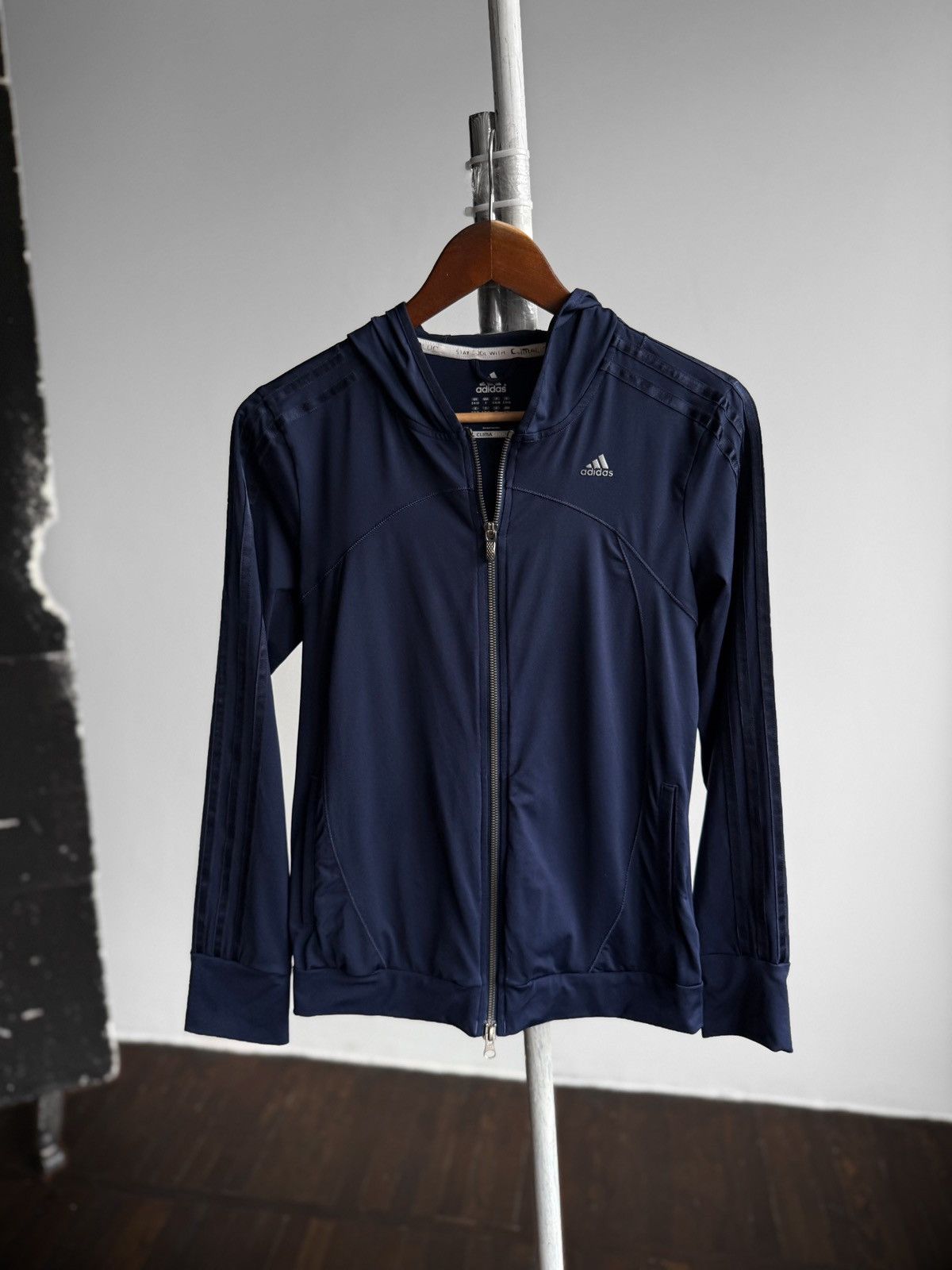 Adidas Adidas Navy Blue ClimaCool Full Zip 3 Stripe Hooded Jacket Size S / US 4 / IT 40 - 1 Thumbnail