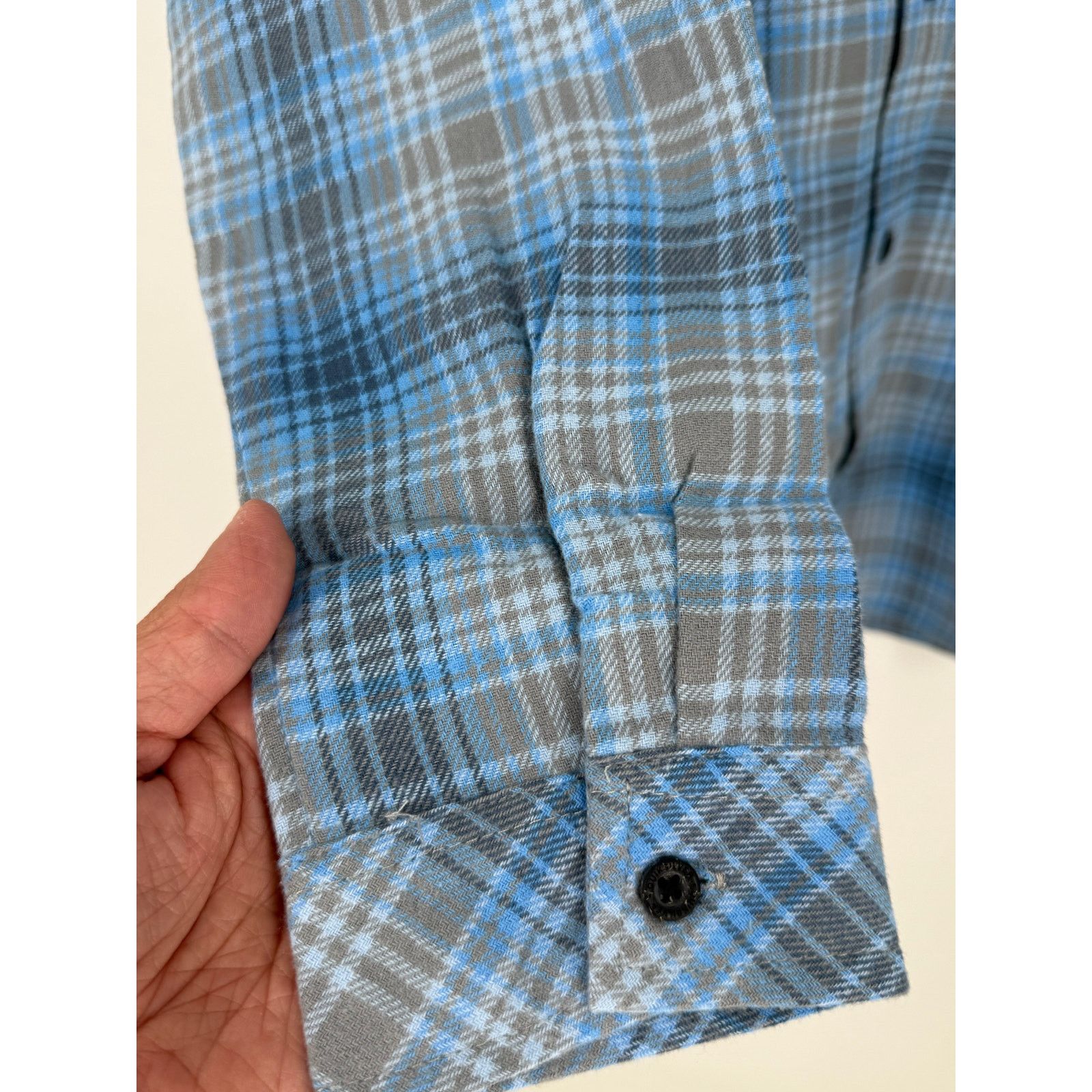 Other NEW Quiksilver Boys Lightweight Flannel Shirt Jacket Hoodie Size US L / EU 52-54 / 3 - 8 Thumbnail