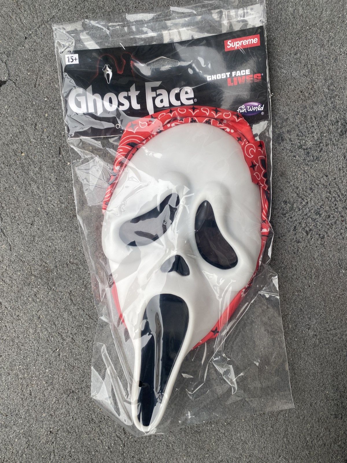 Supreme Supreme Ghostface Mask Red Size ONE SIZE - 1 Thumbnail