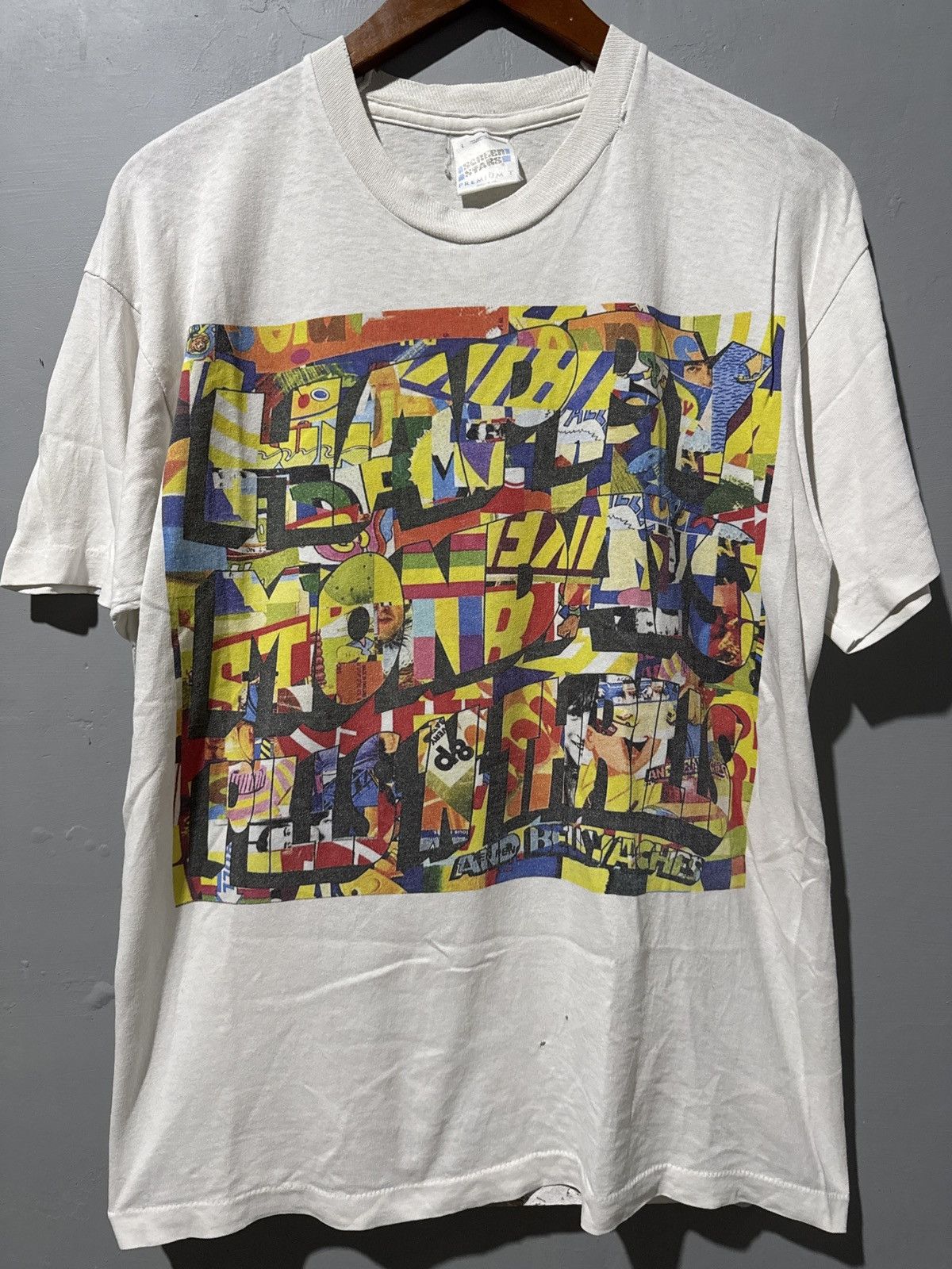Band Tees Happy Mondays Pills 'n' Thrills and Bellyaches" album tees Size US L / EU 52-54 / 3 - 1 Thumbnail