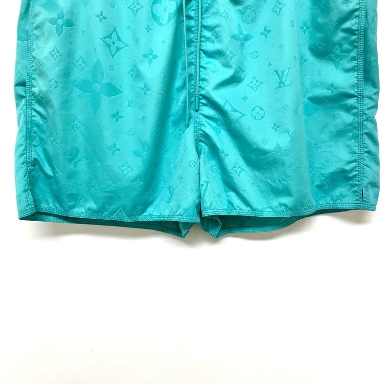 Louis Vuitton LOUIS VUITTON size l Presbyopia Beach Shorts Size US 30 / EU 46 - 3 Thumbnail