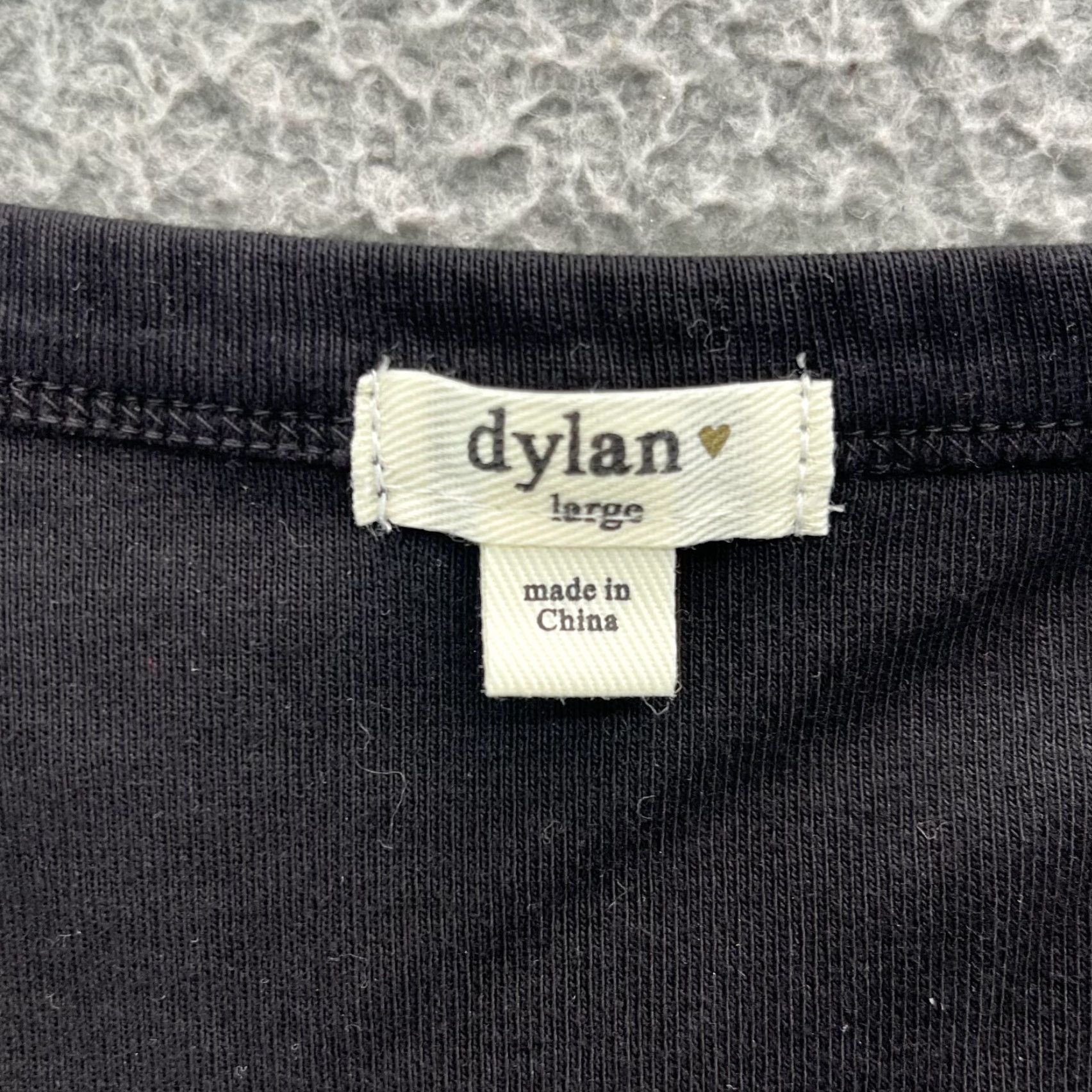 Vintage Dylan Tank Top Women's Large Black Minimalist Basics 90's Classic Chic Academia Shirt Womens Large Black 90s Theme Vintage? Size L / US 10 / IT 46 - 2 Thumbnail