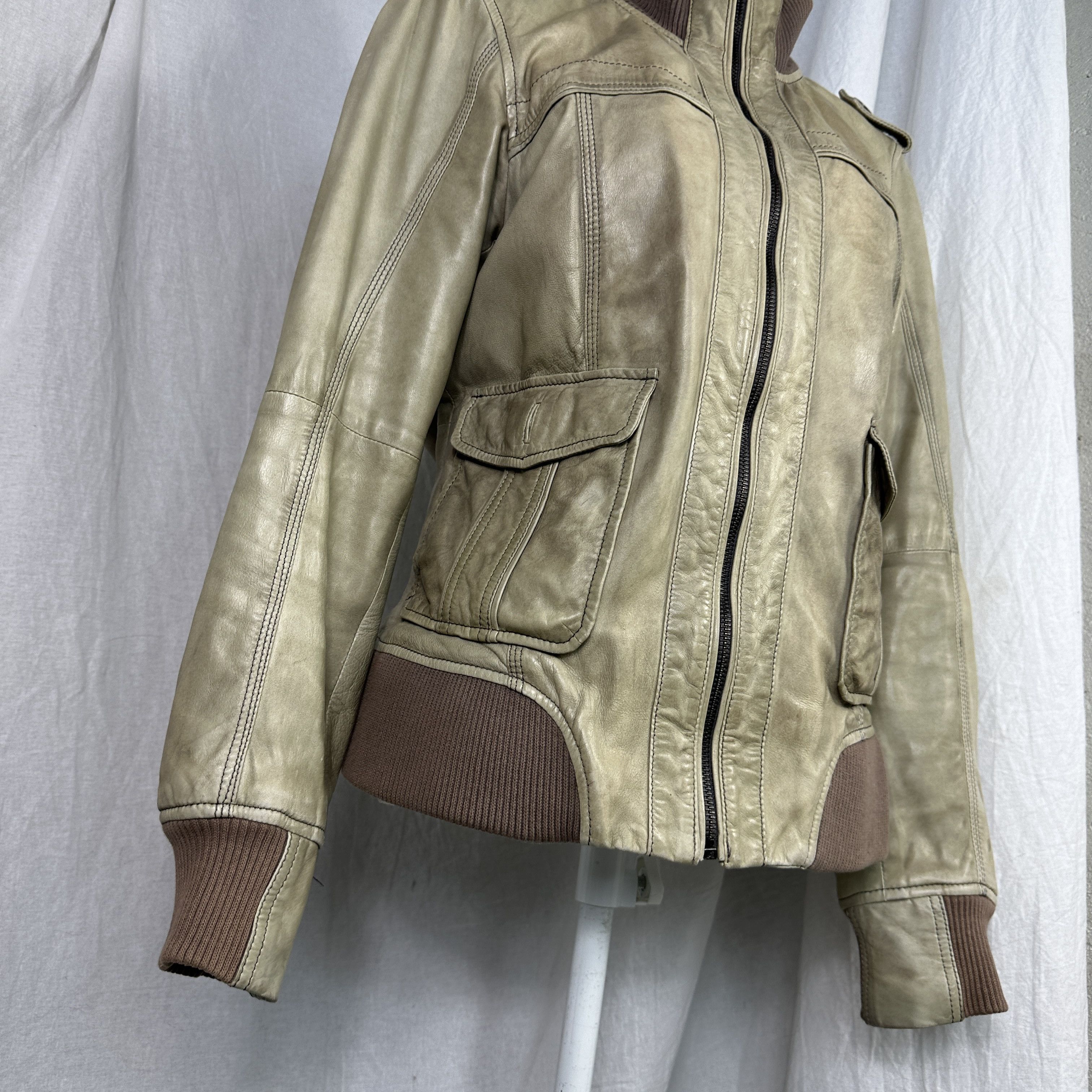 Vintage Vintage Leather Distressed Faded Cropped Jacket Size US S / EU 44-46 / 1 - 4 Thumbnail