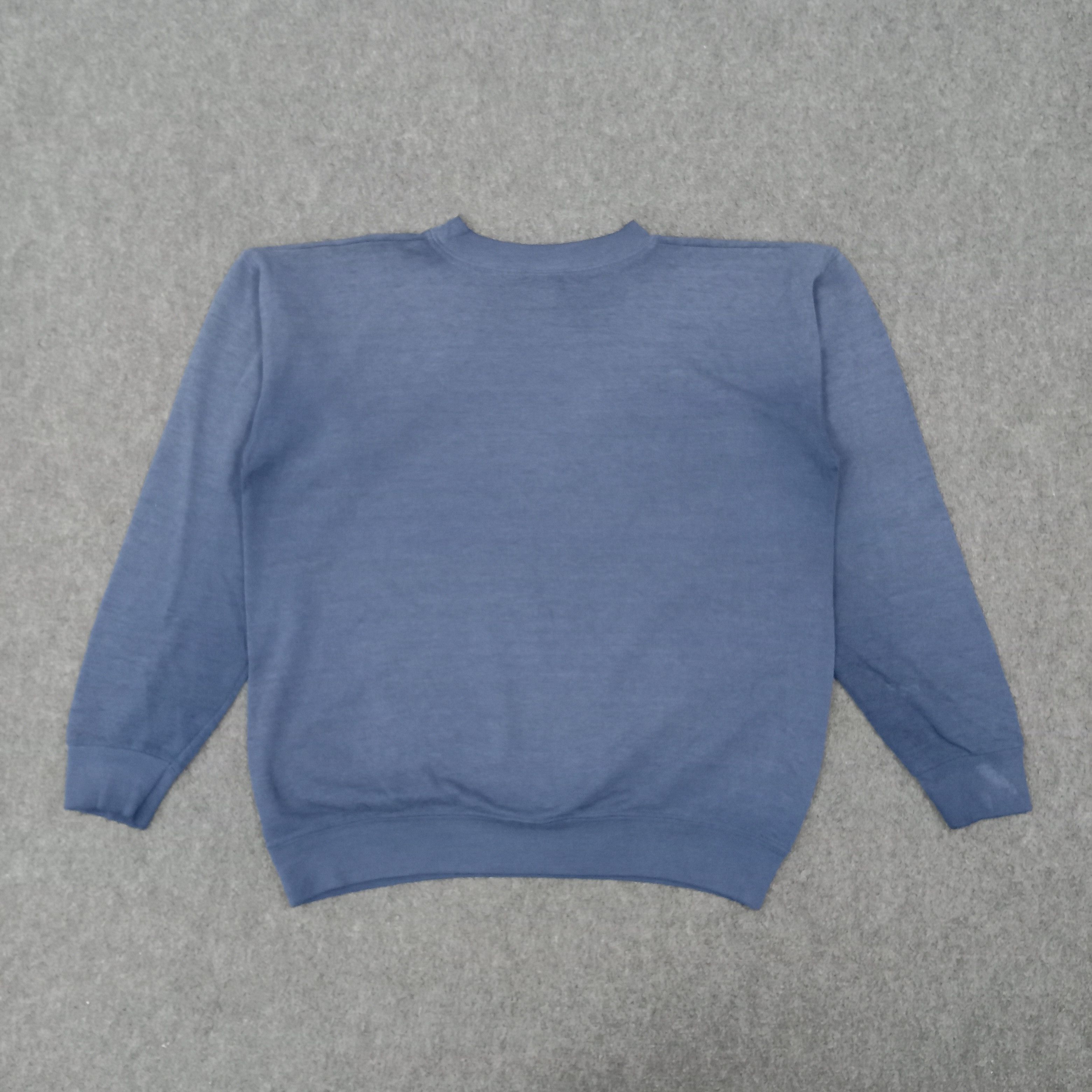 Vintage Sessions Crest 1983 Sweatshirt C264N25 Size US M / EU 48-50 / 2 - 4 Thumbnail