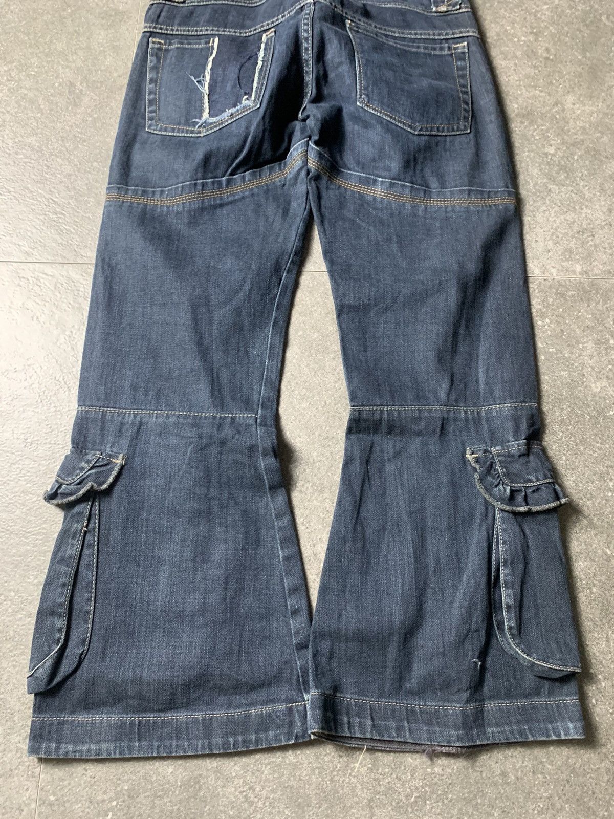 Marithe + Francois Girbaud 2000s Marithe Francois Girbaud Patchwork Flared Cargo Pants Size US 27 - 11 Thumbnail