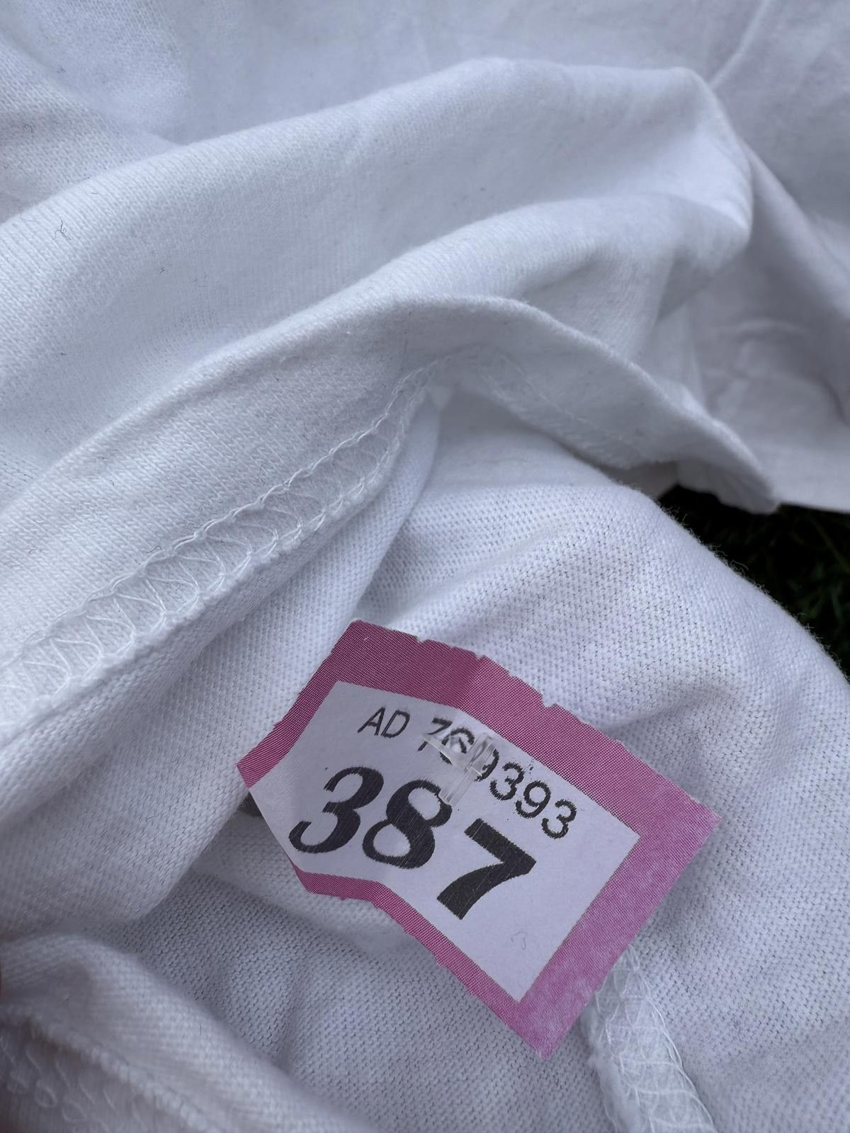 Designer Osaka Graphic T-Shirt - Size XL - White with Neon Detail Size US XL / EU 56 / 4 - 1 Thumbnail